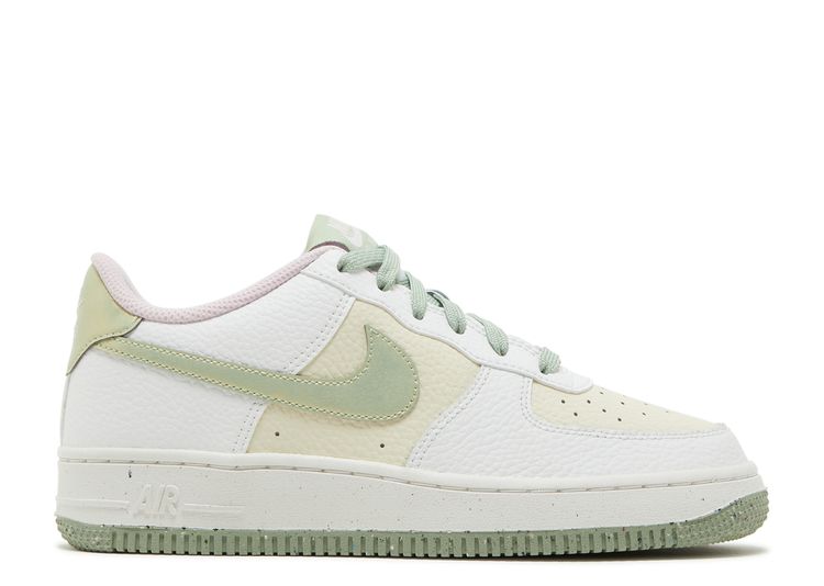 Nike Air Force 1 LV8 Big Kids' Shoes in White, Size: 7Y | DQ0360-100