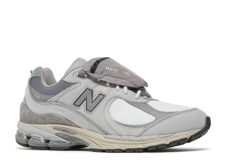 2002R 'Pouch Summer Fog' - New Balance - M2002RVC - team away grey/dark silver metallic/summer 