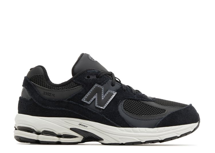 2002R Big Kid Wide 'Black Phantom' - New Balance - GC2002BK W - black ...