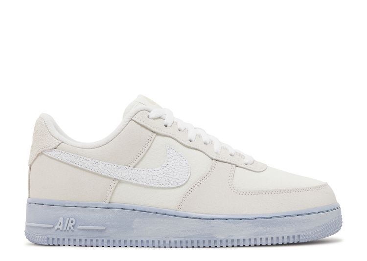 Nike Air Force 1 '07 LV8 EMB Shoes.