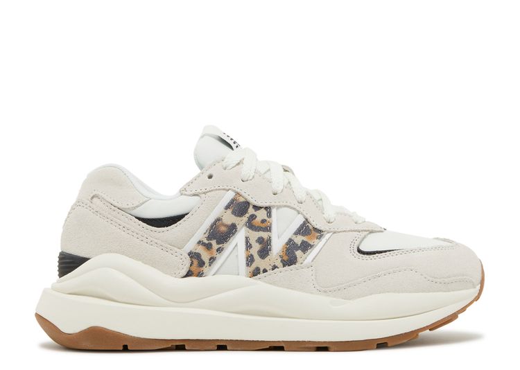 Wmns 57/40 'Sea Salt Leopard' New Balance W5740APC sea salt/black