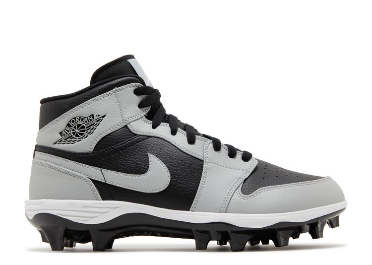 Jordan 1 Mid TD Men's Football Cleat.