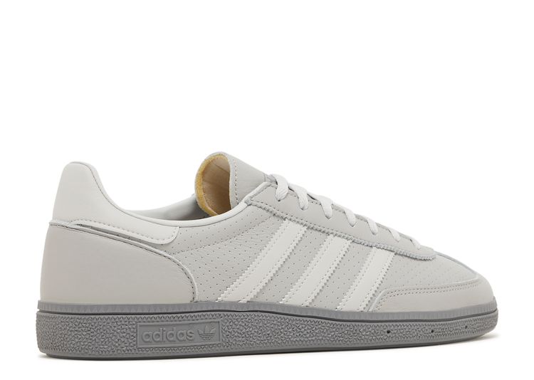 Handball Spezial 'Triple Grey' - Adidas - IE9840 - grey two/grey one ...