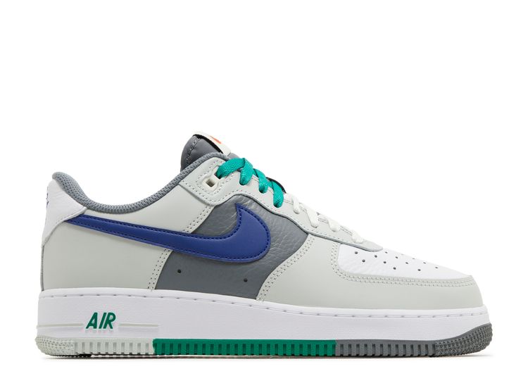 Nike Air Force 1 '07 LV8 (Light Silver