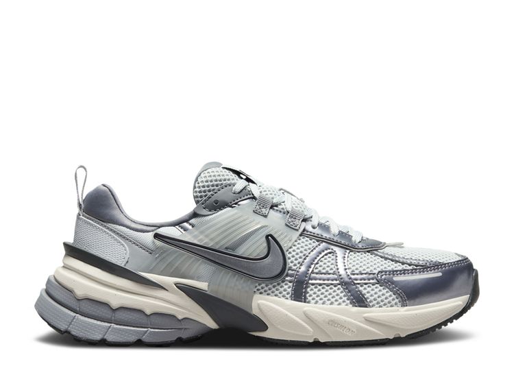 Wmns V2K Run 'Pure Platinum Wolf Grey' - Nike - FD0736 003 - pure ...