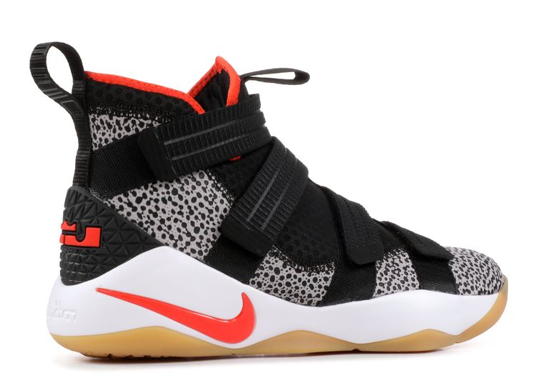 lebron soldier 11 safari