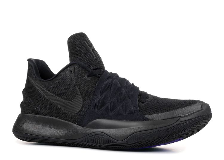 nike kyrie low 1 triple black