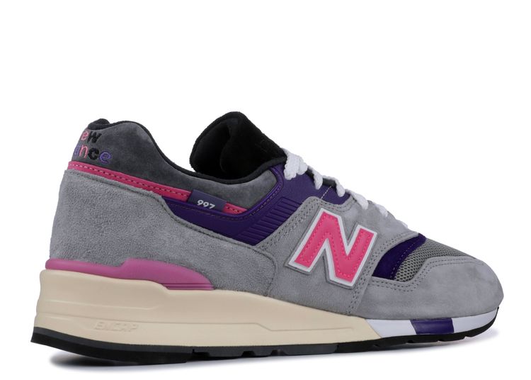 new balance 997 grey pink