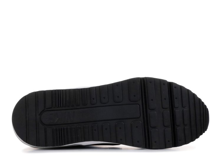 nike 687977