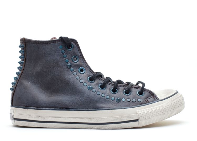 chuck taylor all star studded high top