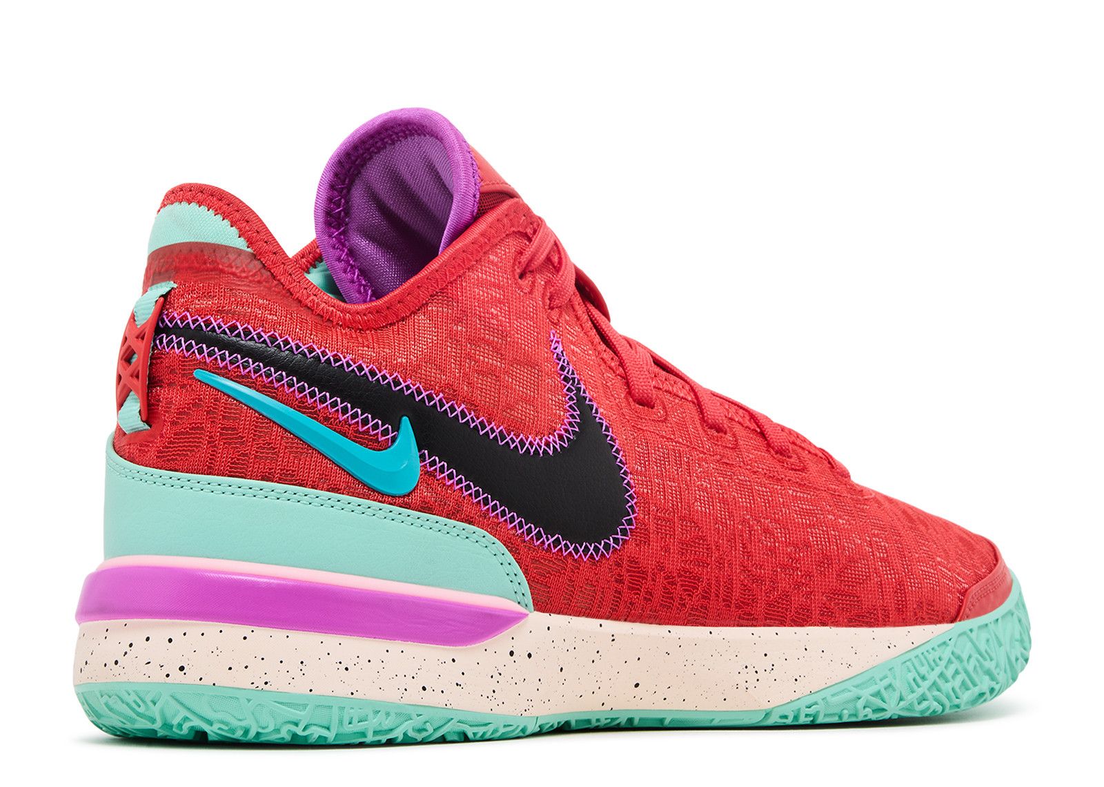 Zoom LeBron NXXT Gen  display picture 2