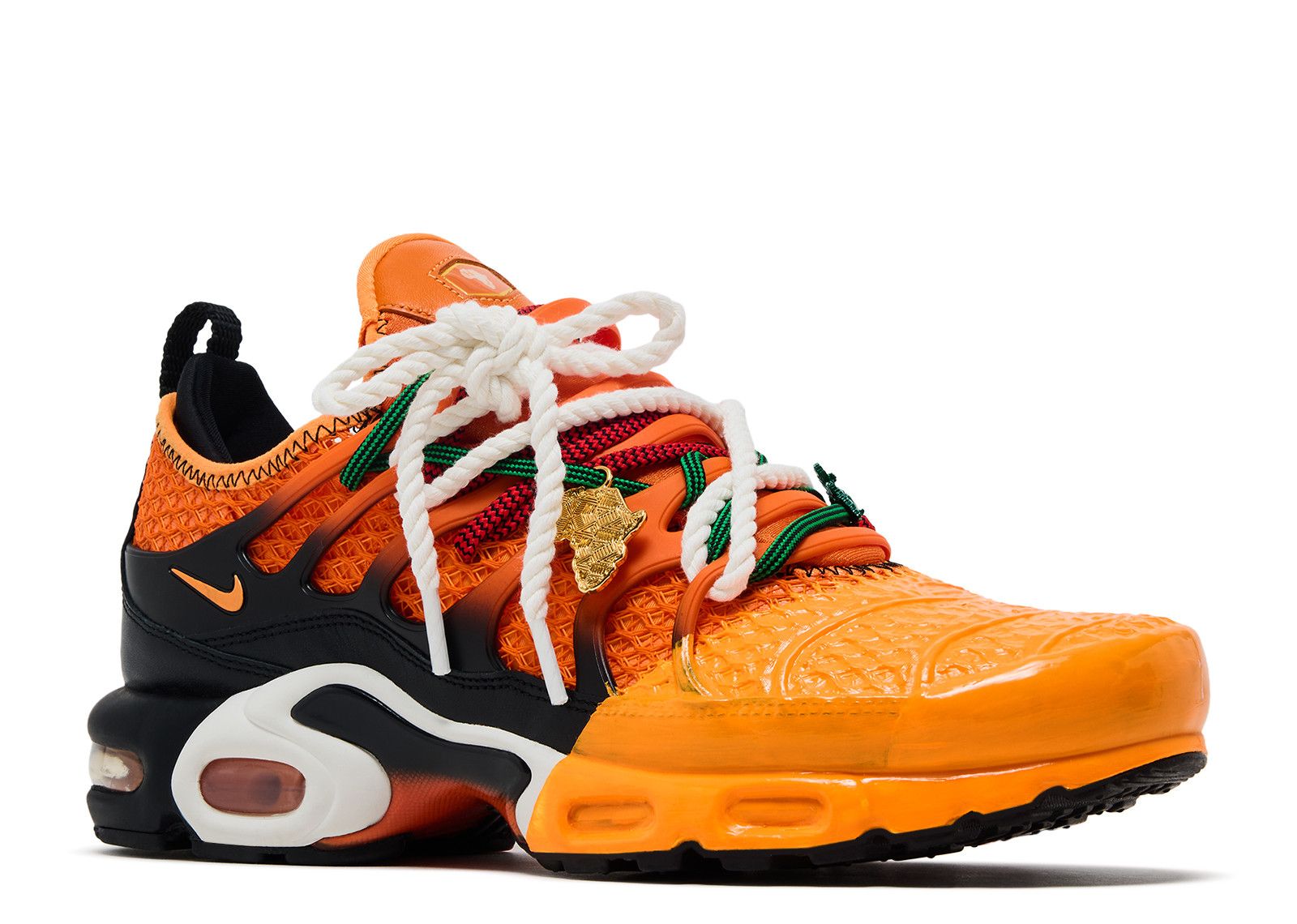 Homecoming X Air Max Plus 