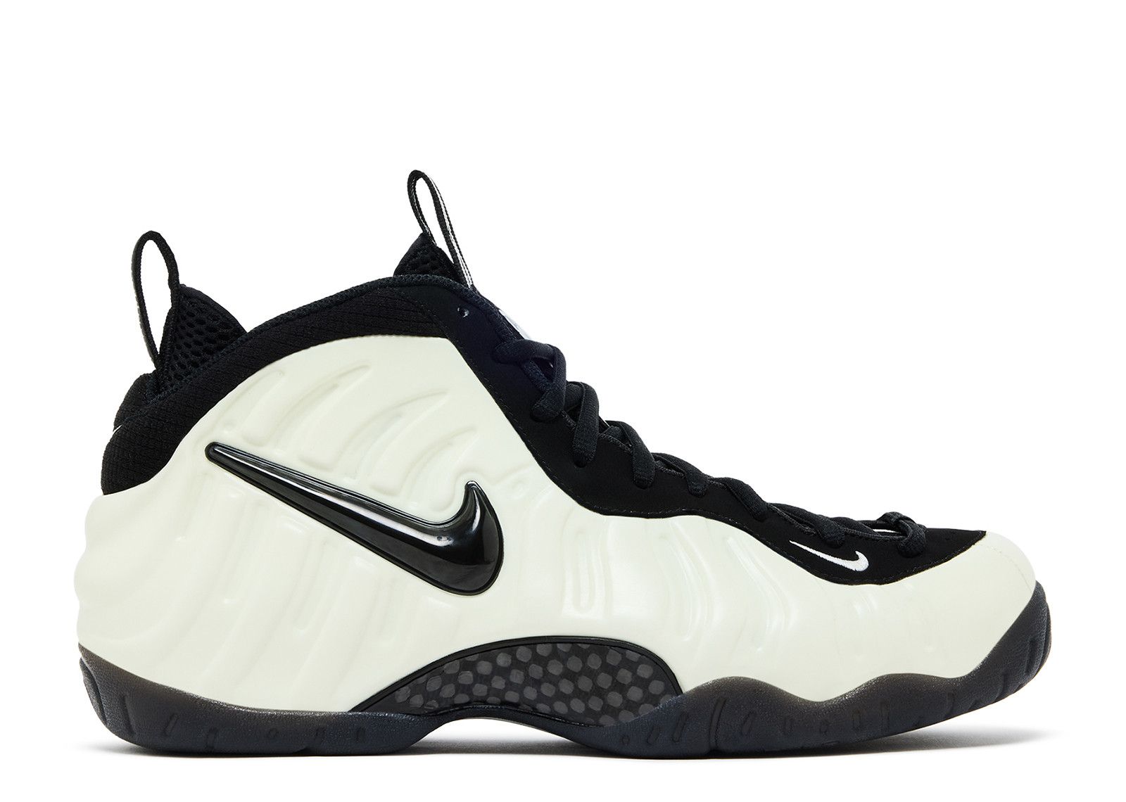 Nike Air Foamposite Pro 'Glow In The Dark'