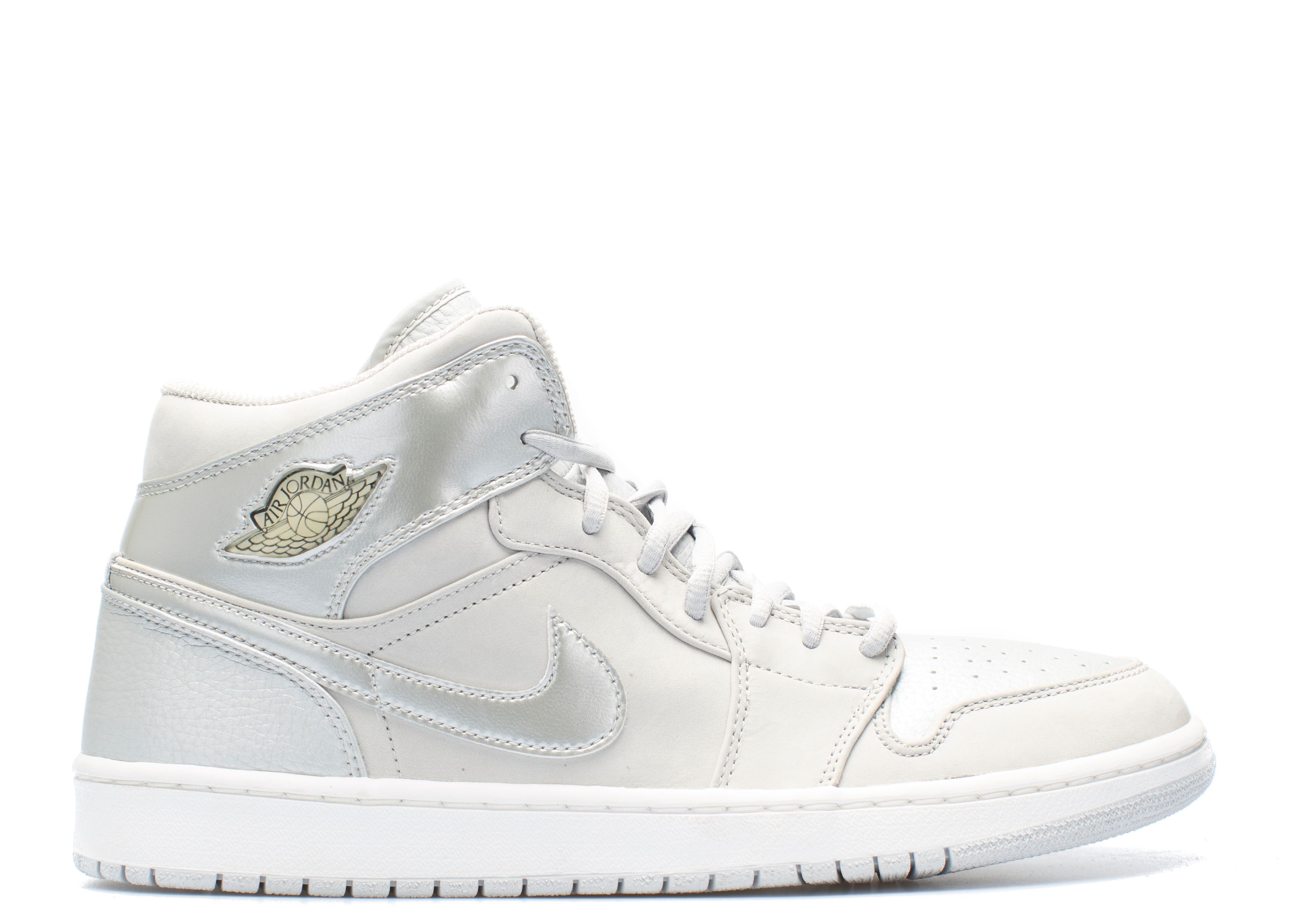Jordan 1 Retro + 2001 