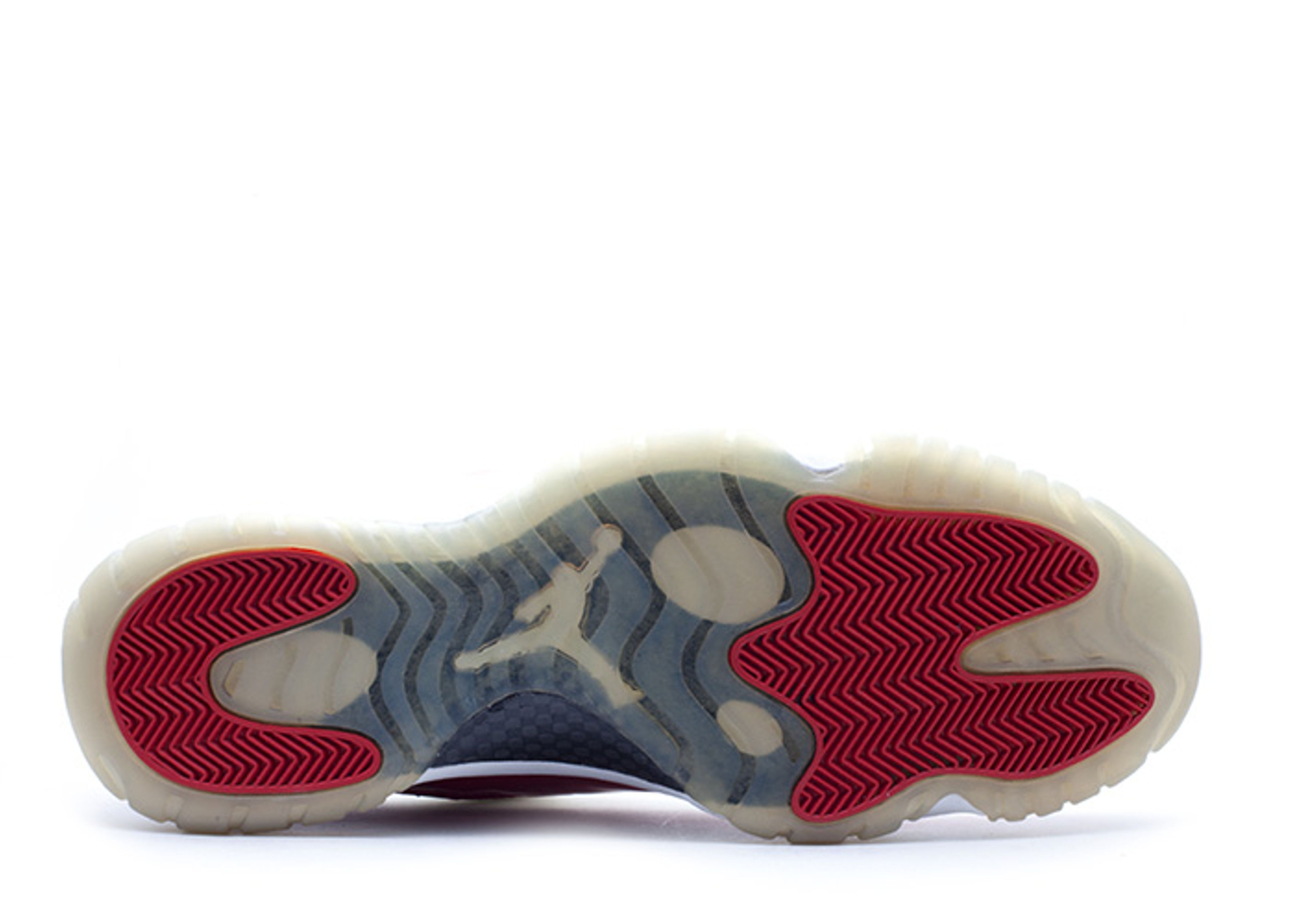 Air Jordan 11 Retro Low Cherry  Nike air shoes, Sneakers fashion, Air  jordans