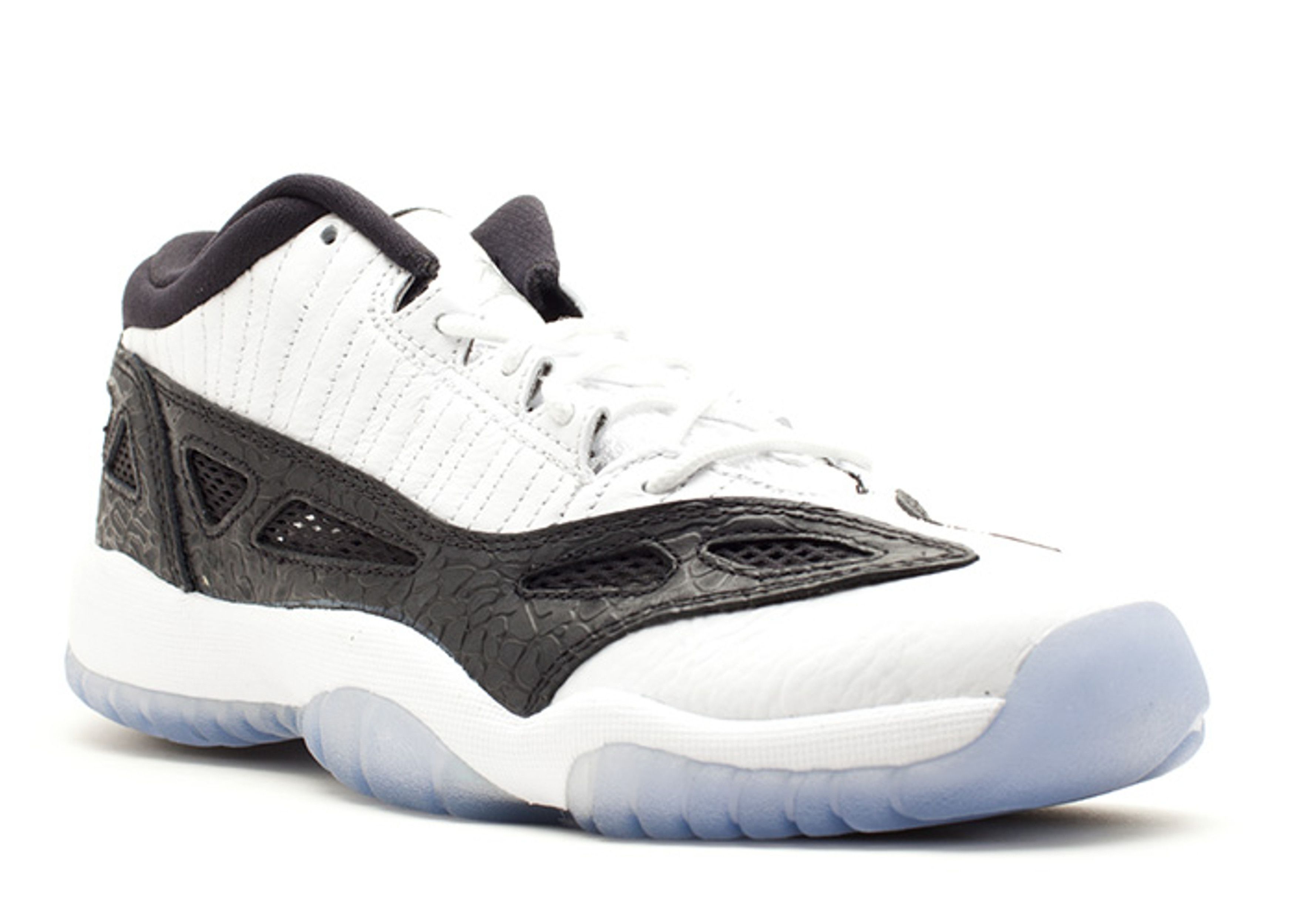 Jordan 11 Retro Low GS - Air Jordan - 306006 100 - white/metallic 