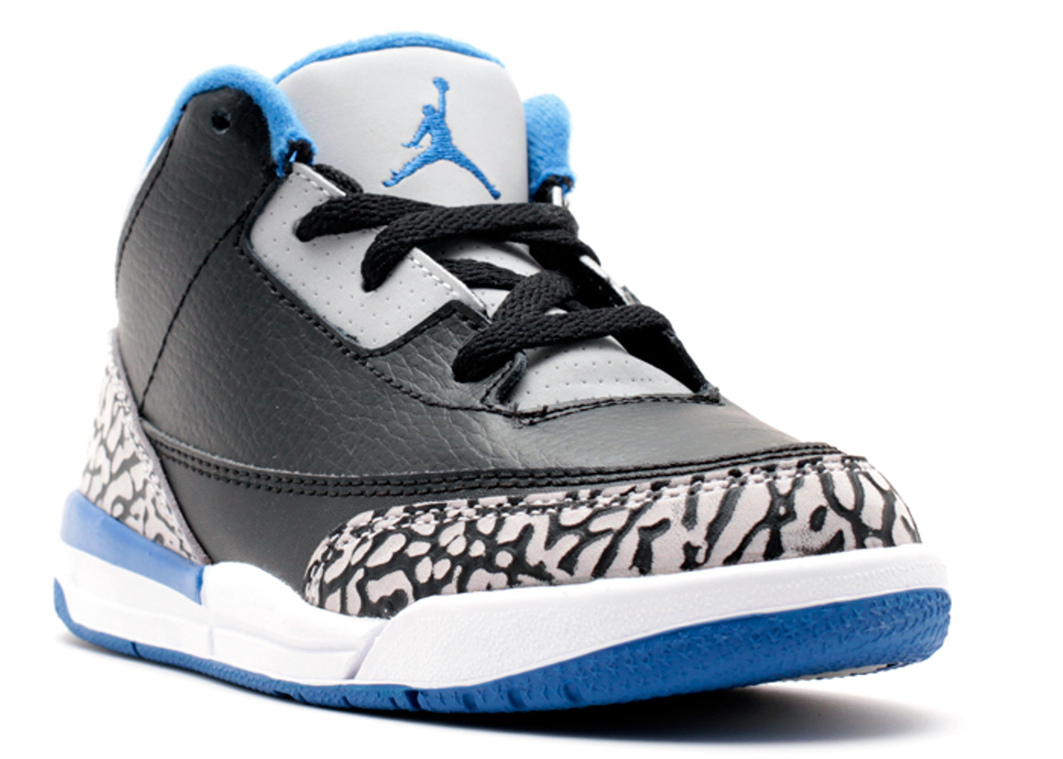 Jordan 3 Retro Bt - Air Jordan - 832033 007 - black/sport 