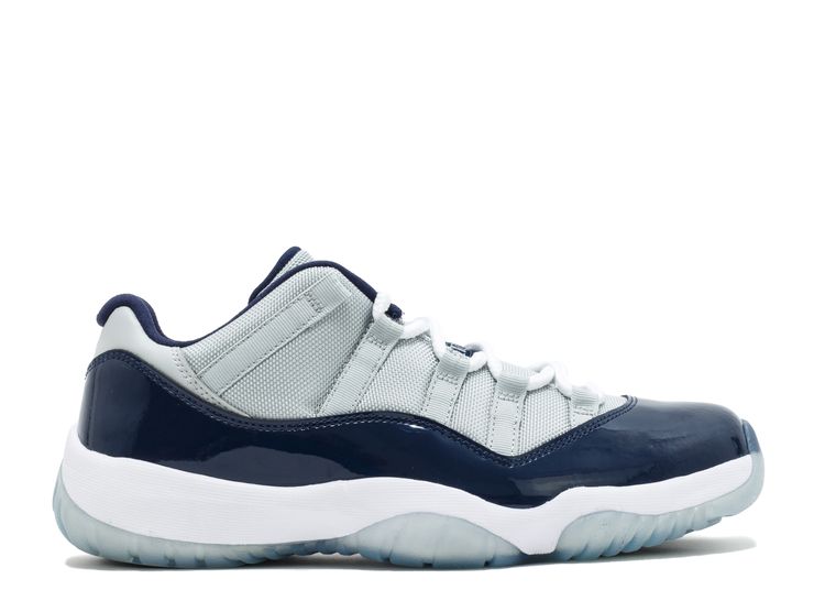 jordan retro 11 low snakeskin blue