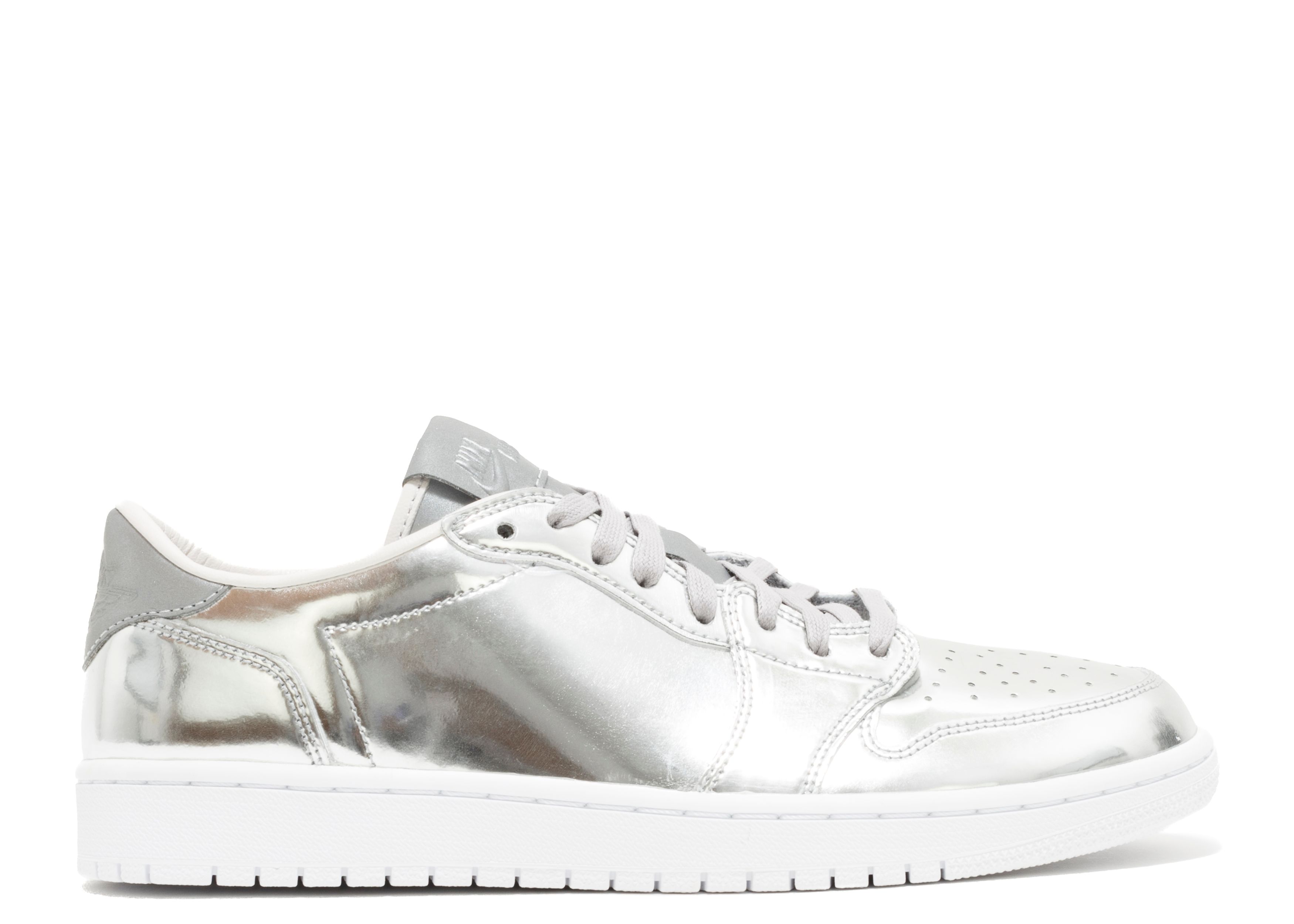 Jordan 1 Retro Low OG Pinnacle  display picture 3