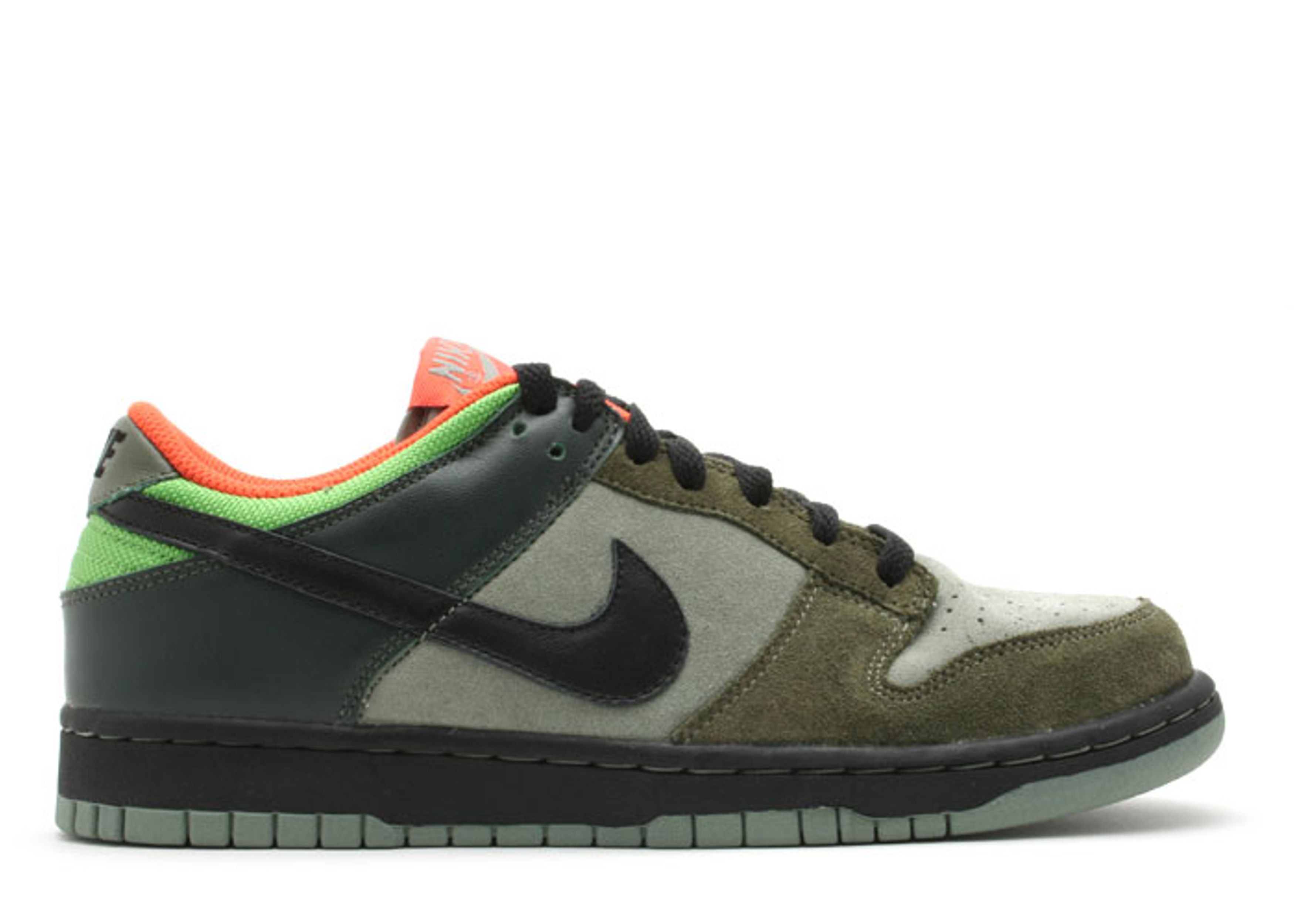 Dunk Low Cl - Nike - 304714 301 - jade stone/black-army olive  