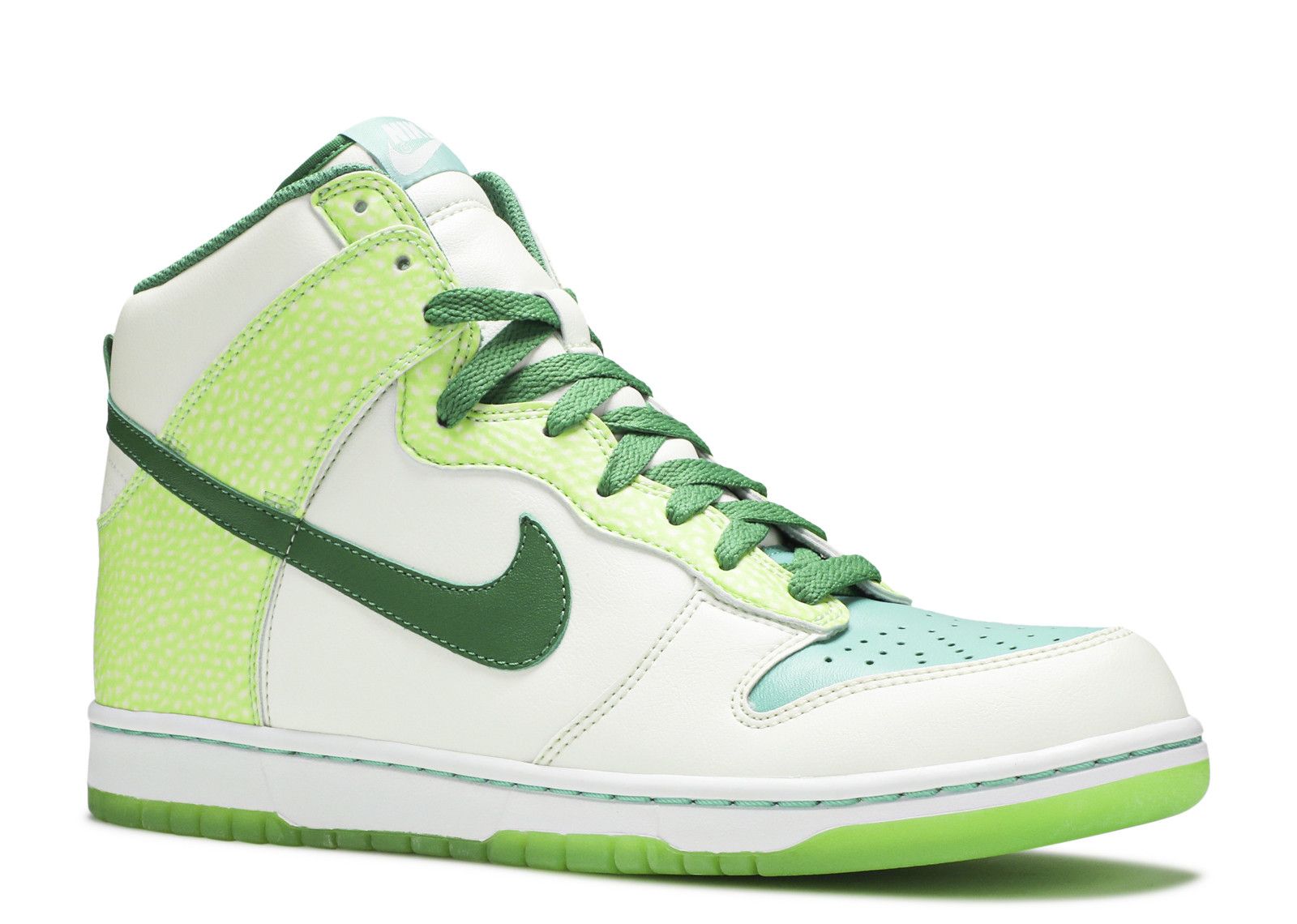 nike dunk glow in the dark 2