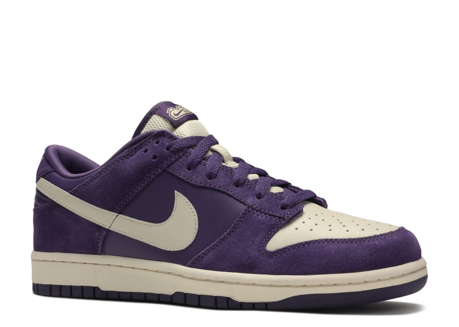 Airbrushed Purple Details Accent This Light Blue Nike Dunk Low