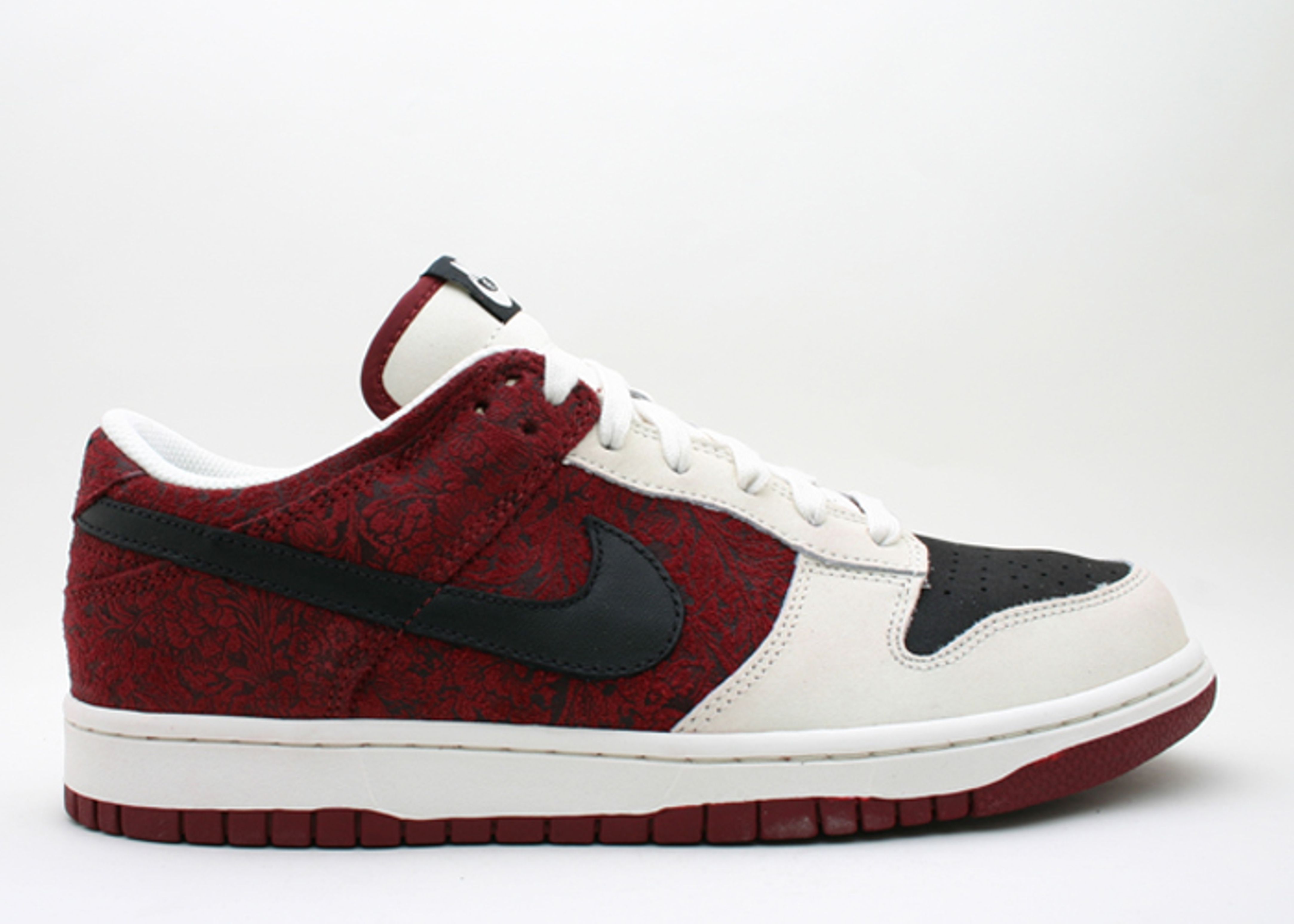 Nike Dunk deals Low ‘Estadio/Black/Blur/Sail’