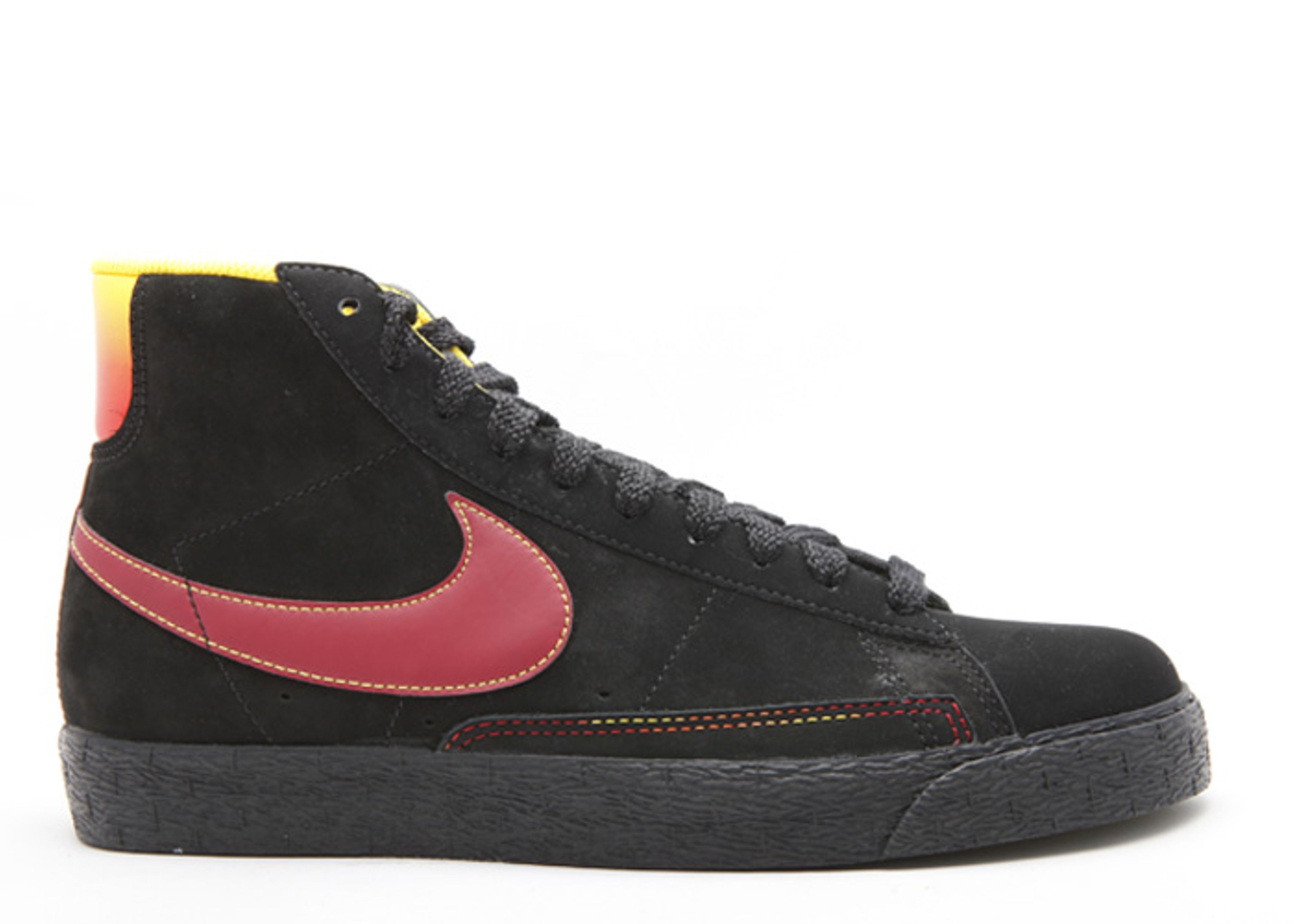 nike nyx blazer high