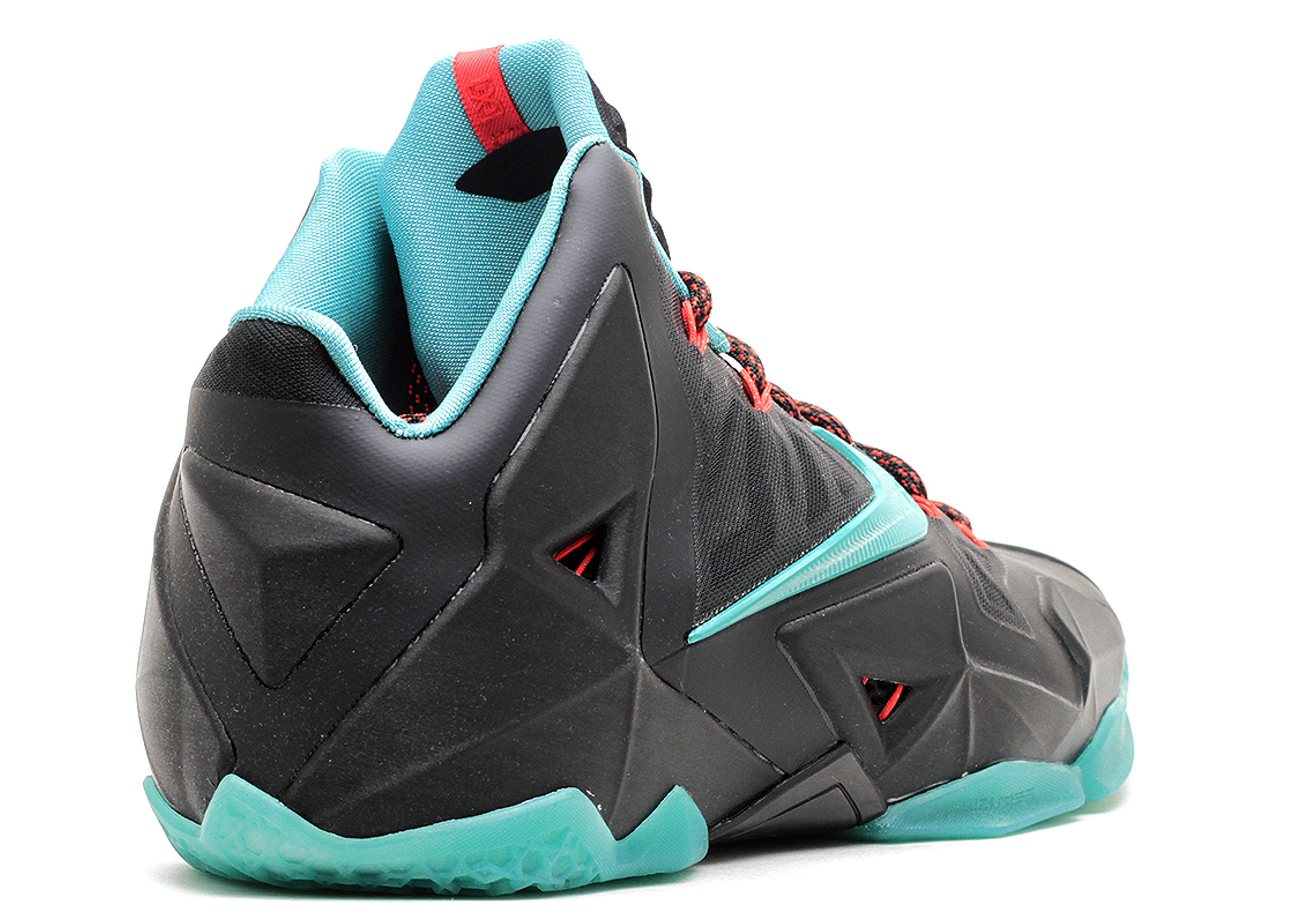 LeBron 11  display picture 2