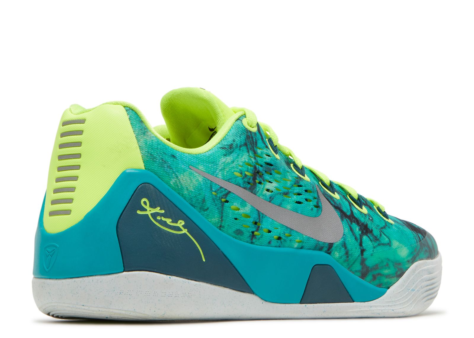 easter kobe 9