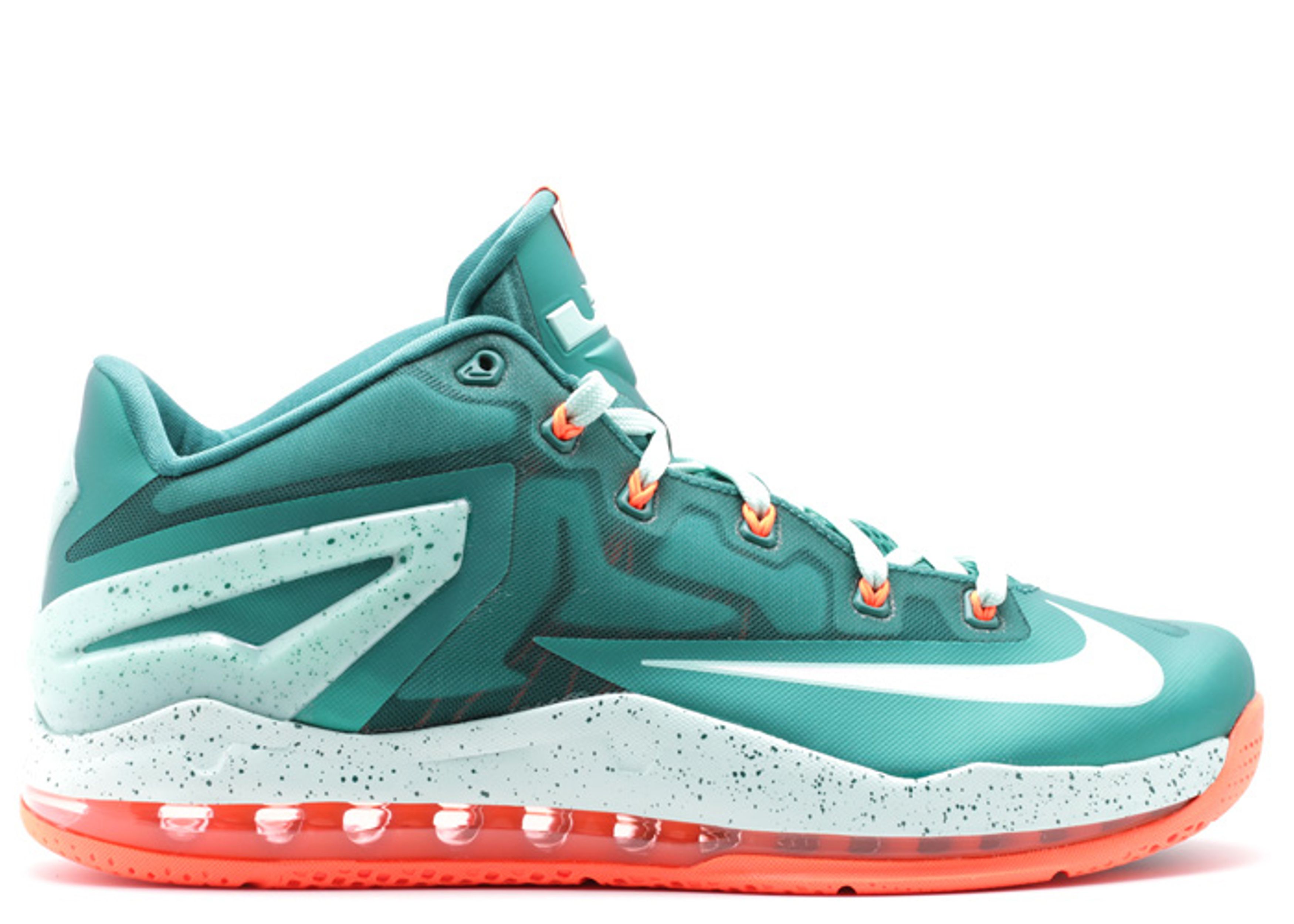 Max LeBron 11 Low 