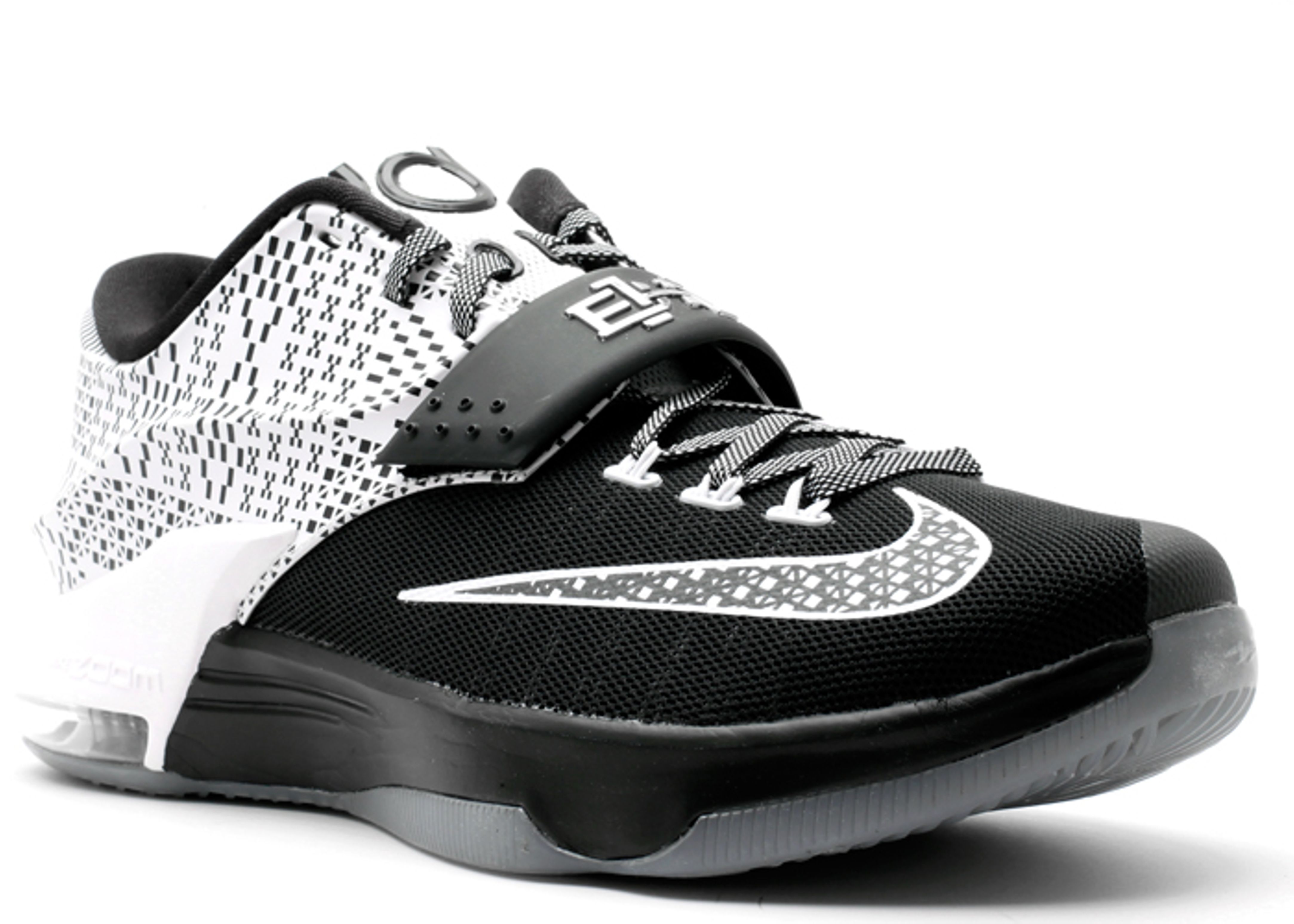kd 7 black and white