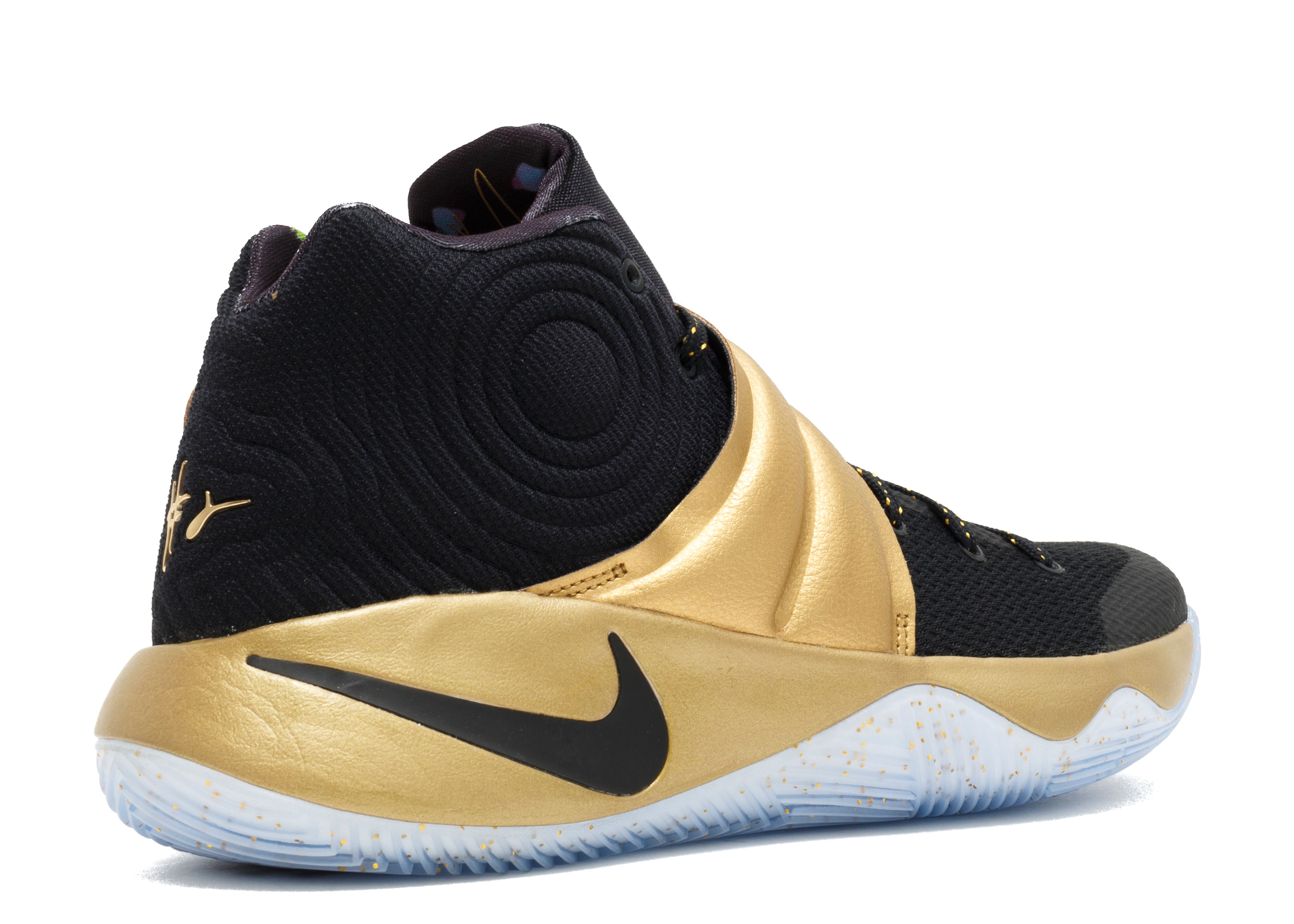 Kyrie X LeBron Four Wins 'Game 7: Fifty Two Years' - Nike - 925432 