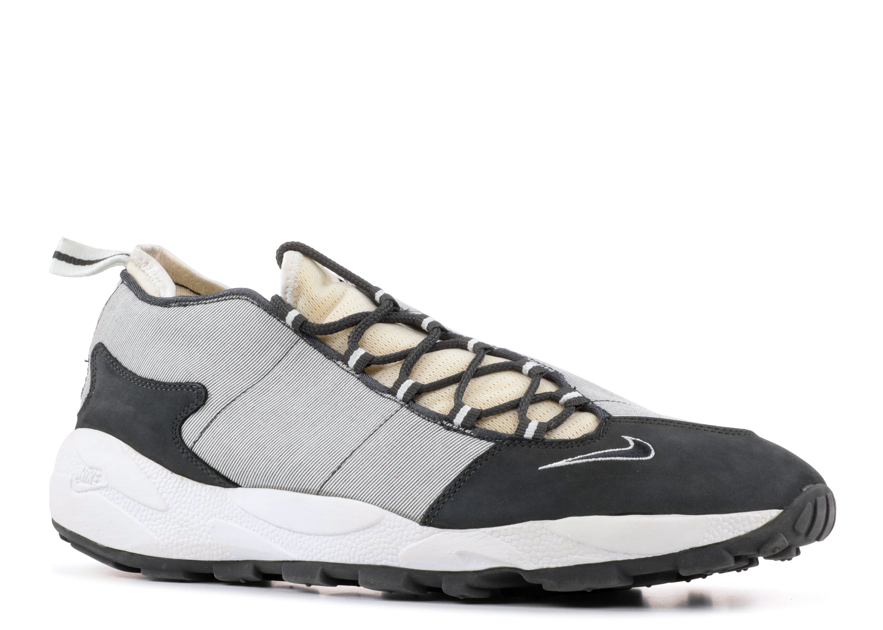 Air Footscape Tz - Nike - 366132 101 - white/anthracite | Flight Club