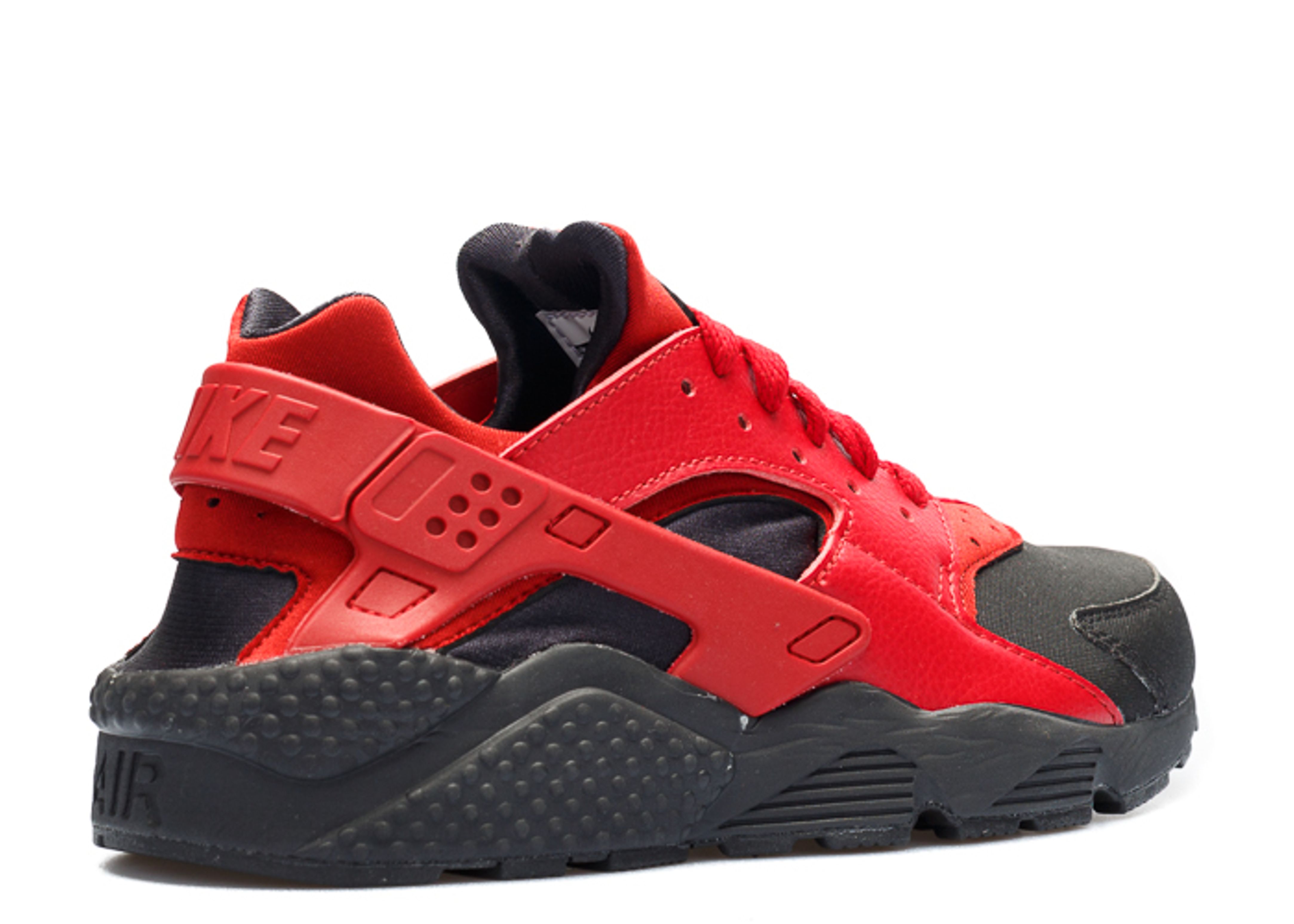 gym red huaraches