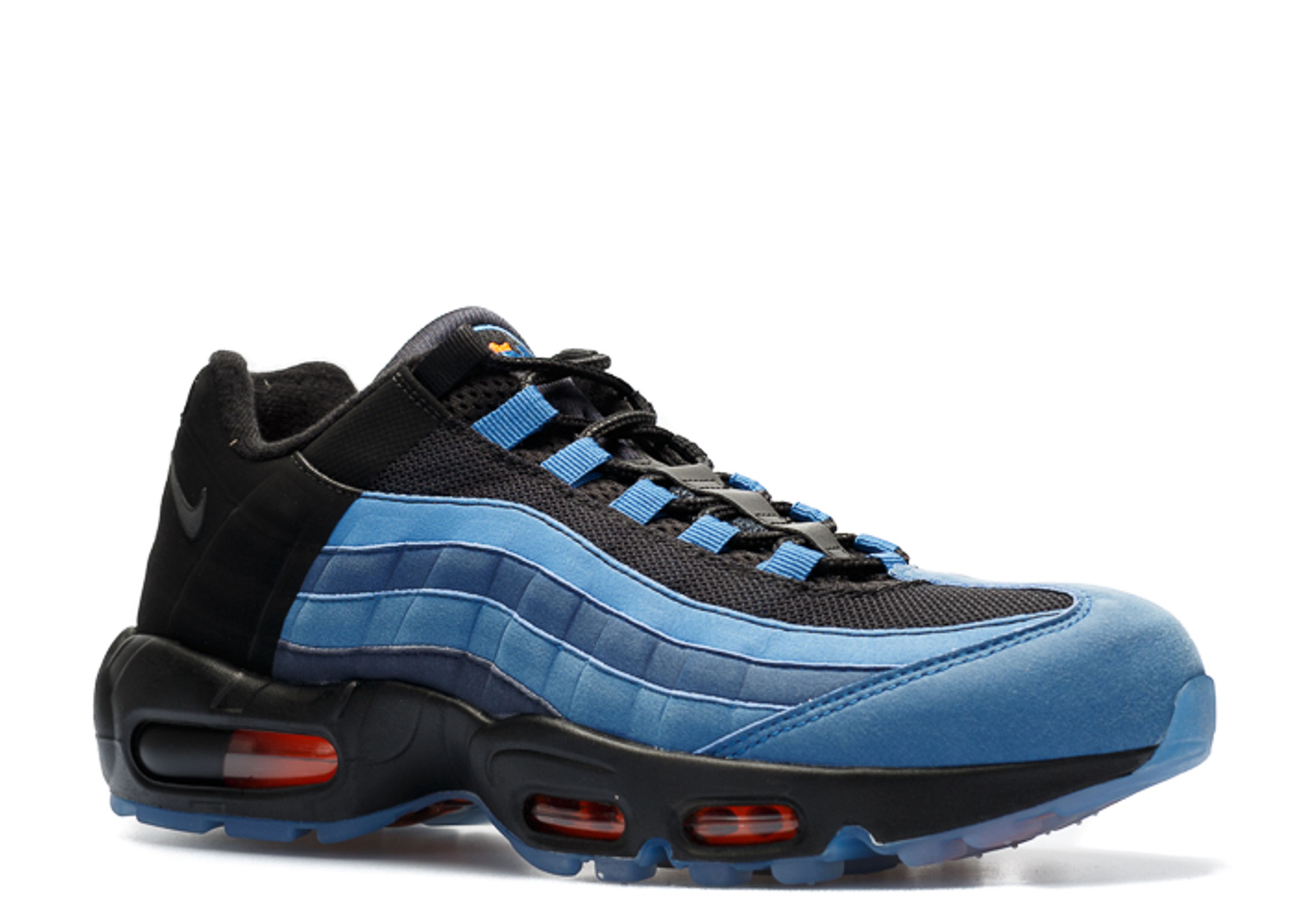 Str max. Кроссовки: Nike Air Max 95 LEBRON James.