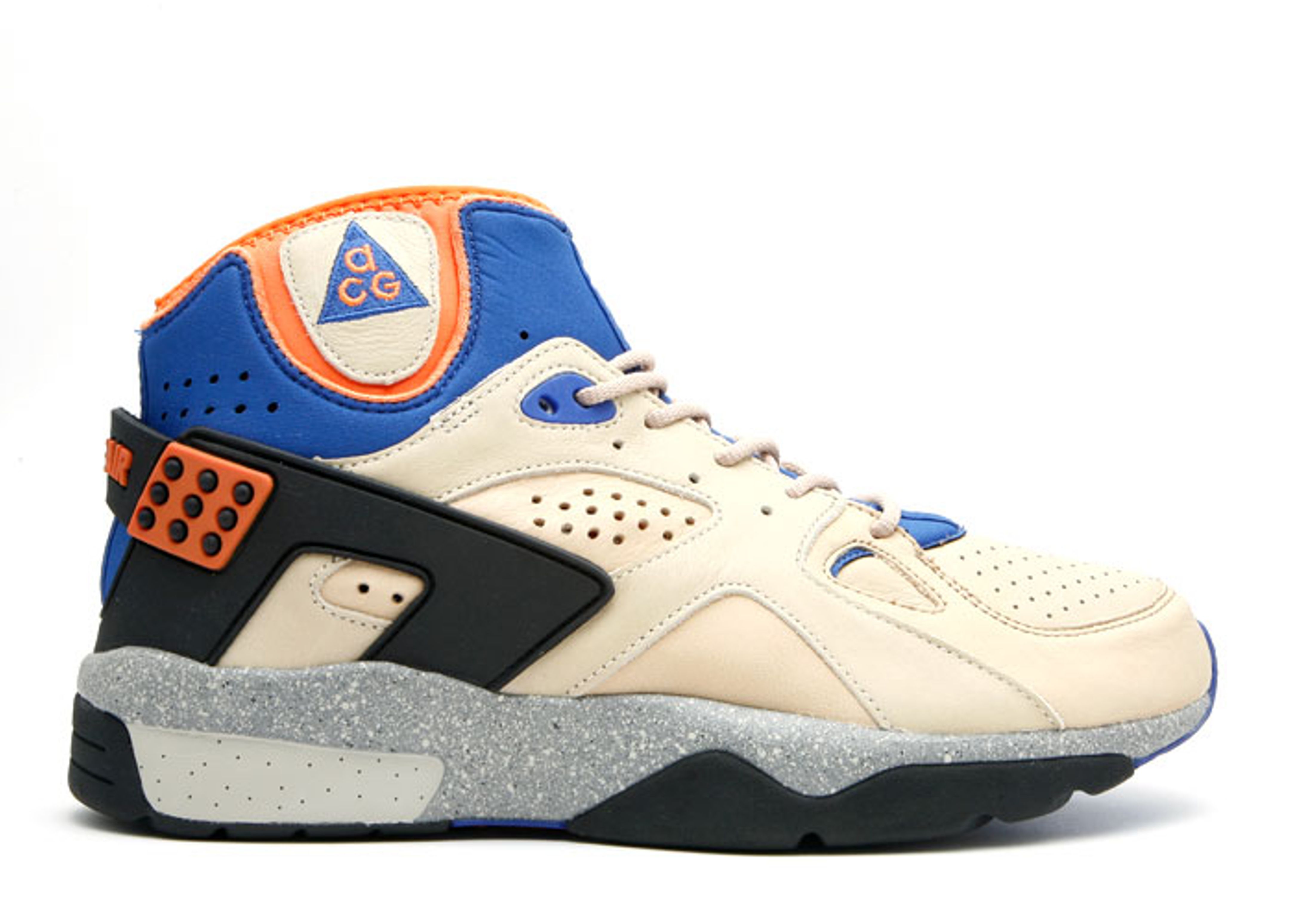 nike air mowabb white