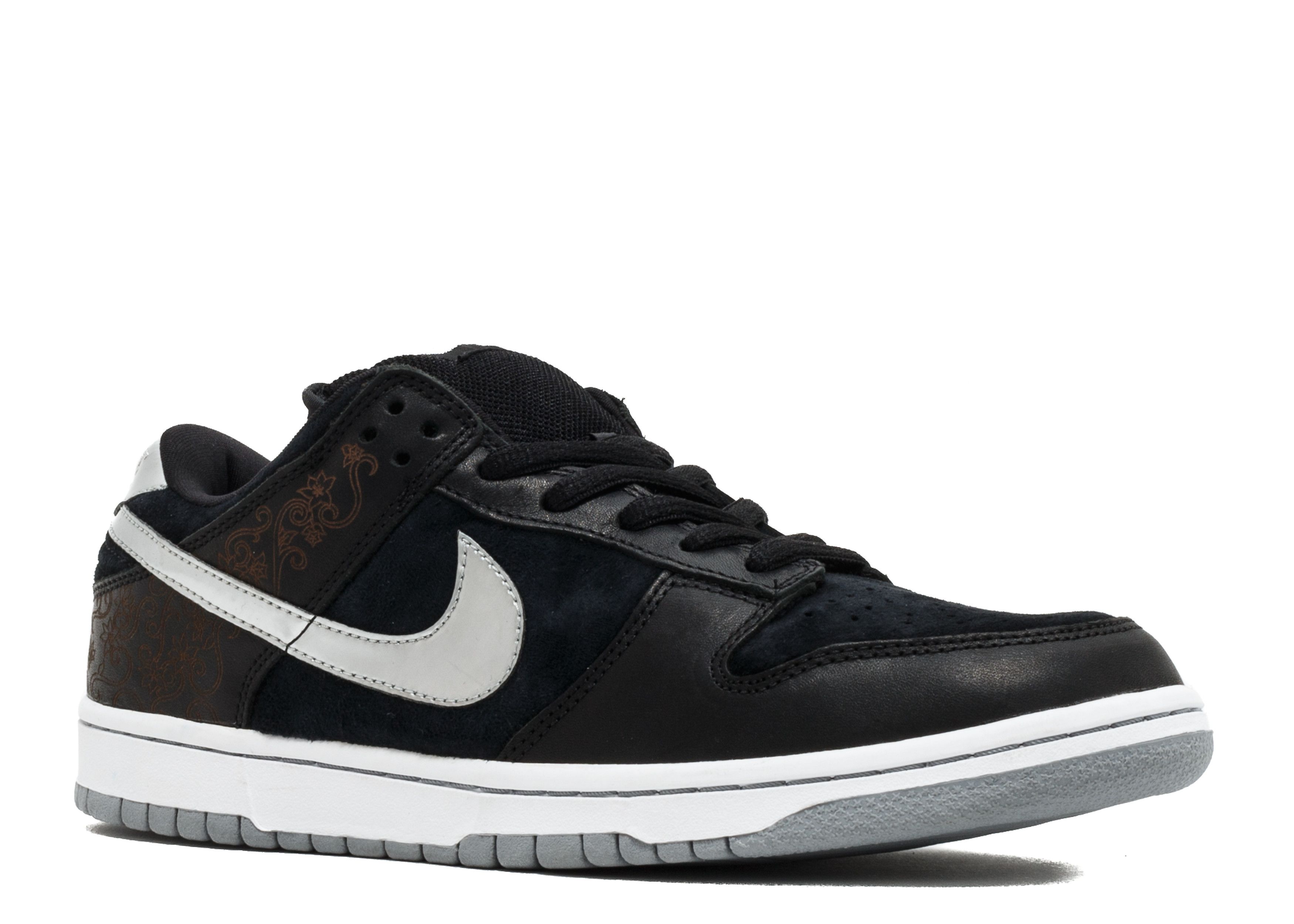 nike sb dunk low pro takashi