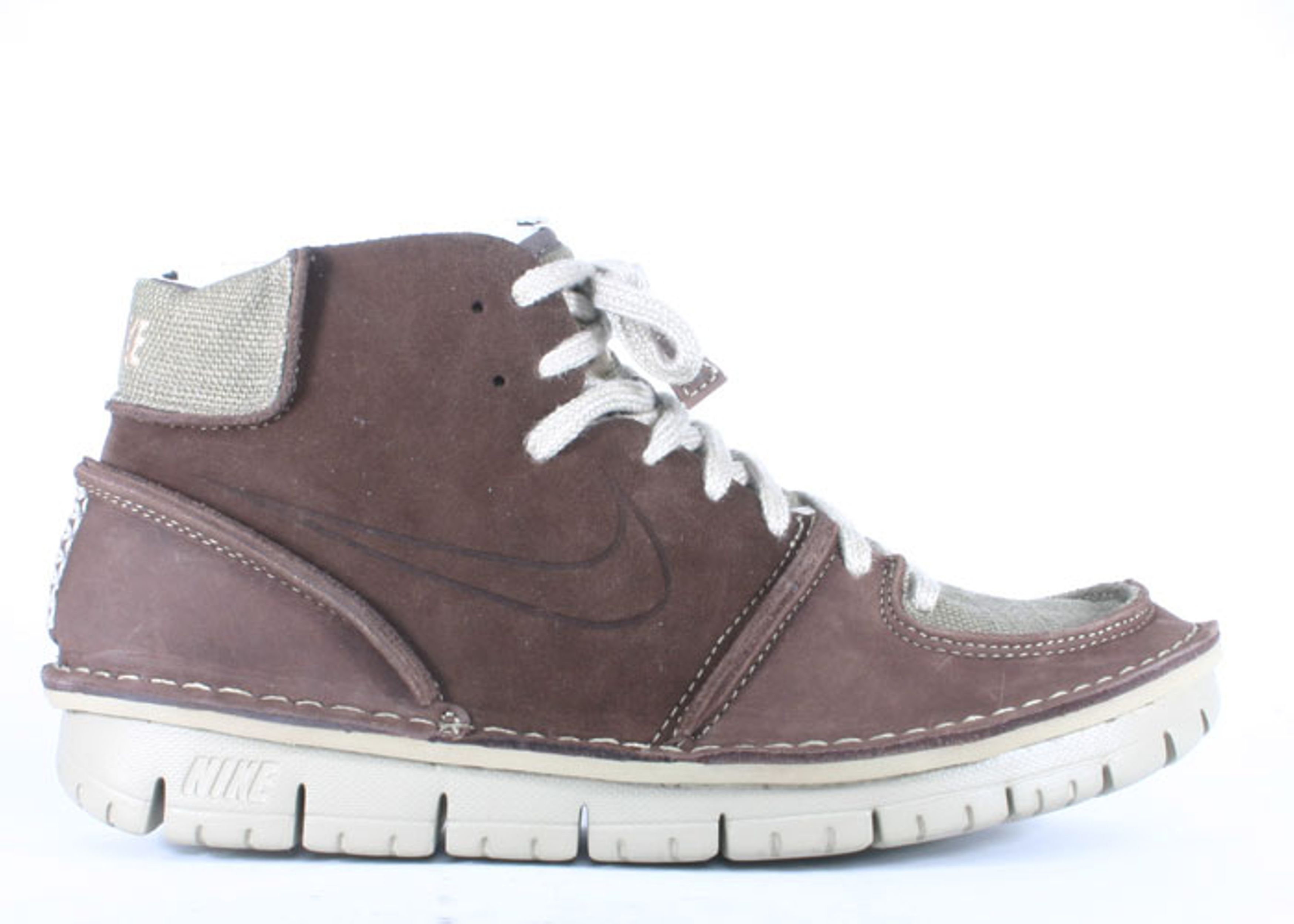 Nike Considered Mid