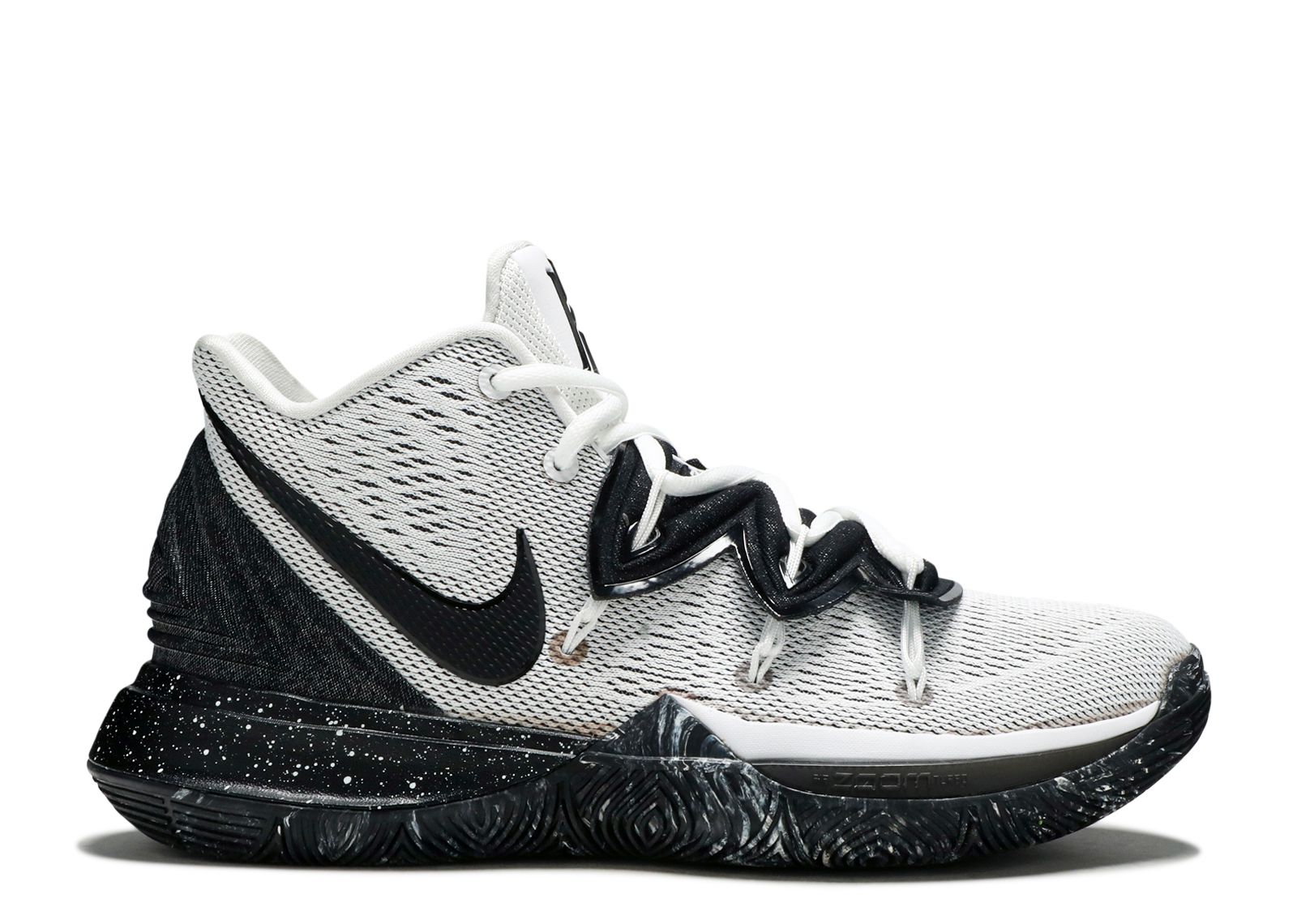 Nike Kyrie 5 Black White Man Premium Sepatu Basket