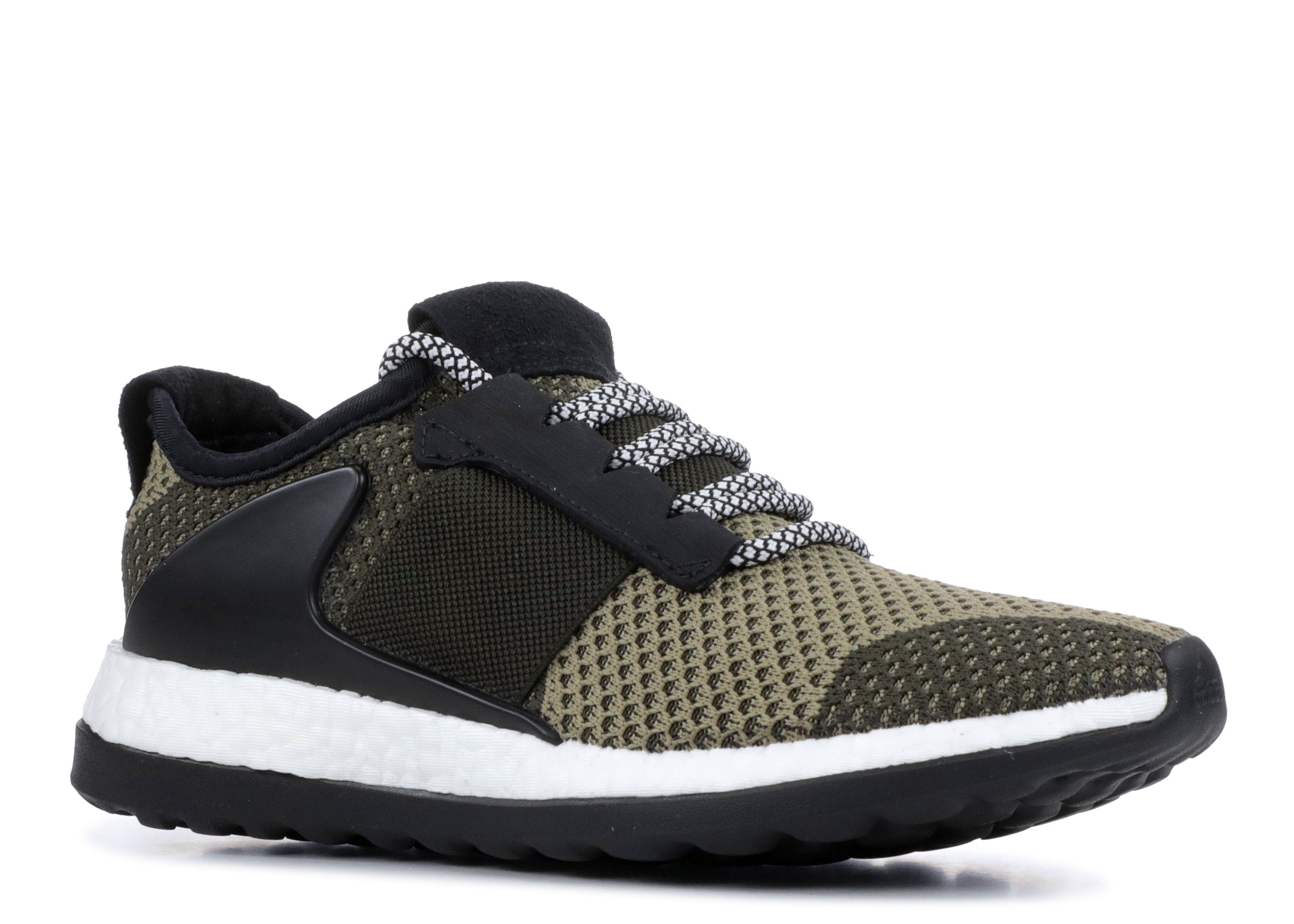 なお PureBoost ZG 'Day One' - Adidas - S81827 - pantone/pantone