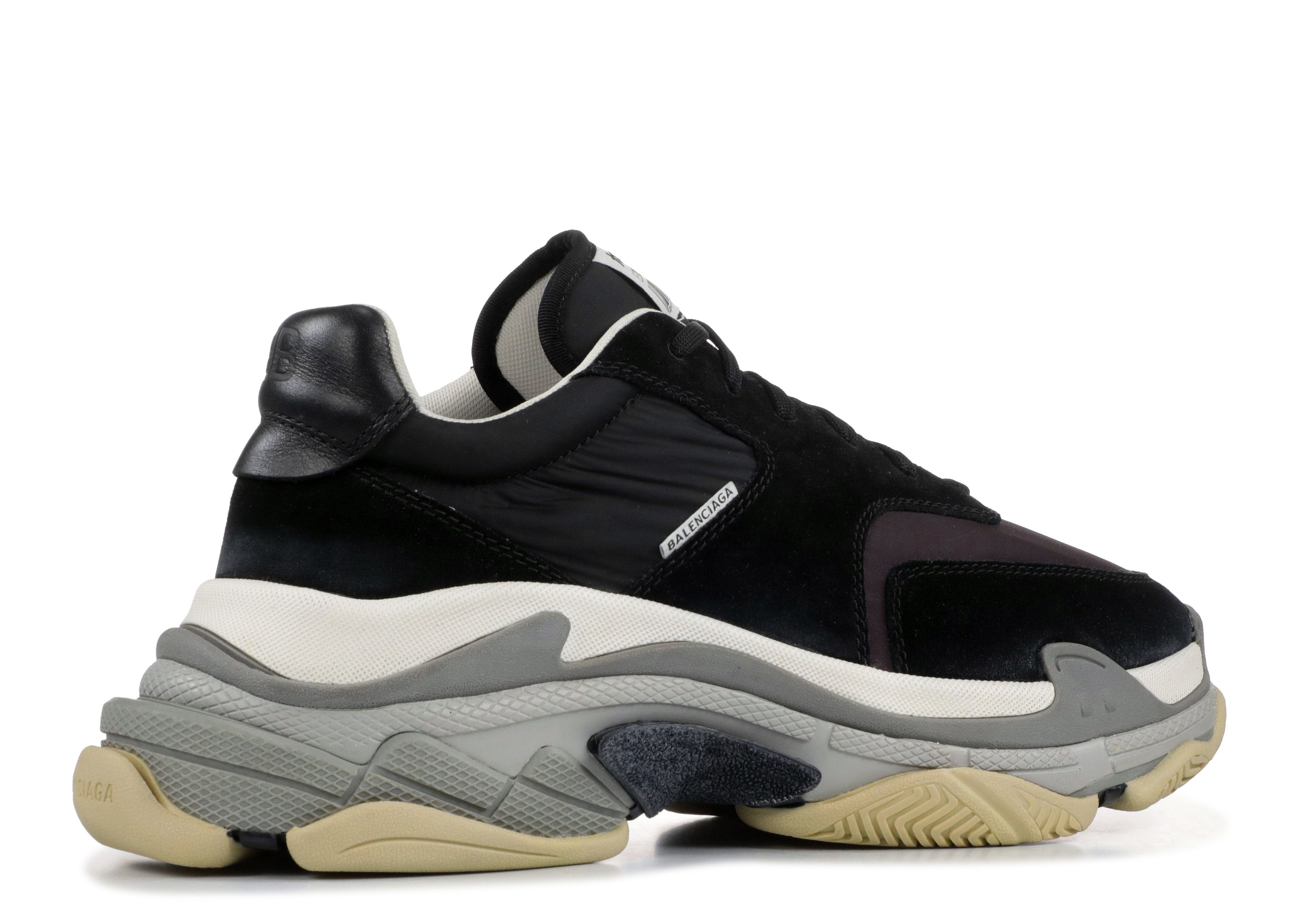 Balenciaga Triple S Sneaker 
