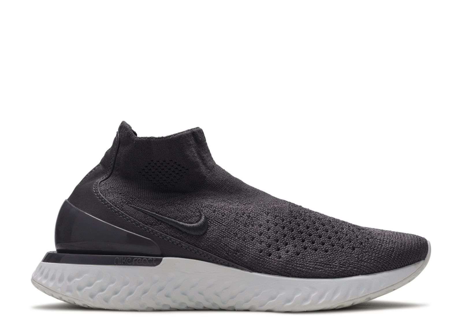 rise react flyknit runner