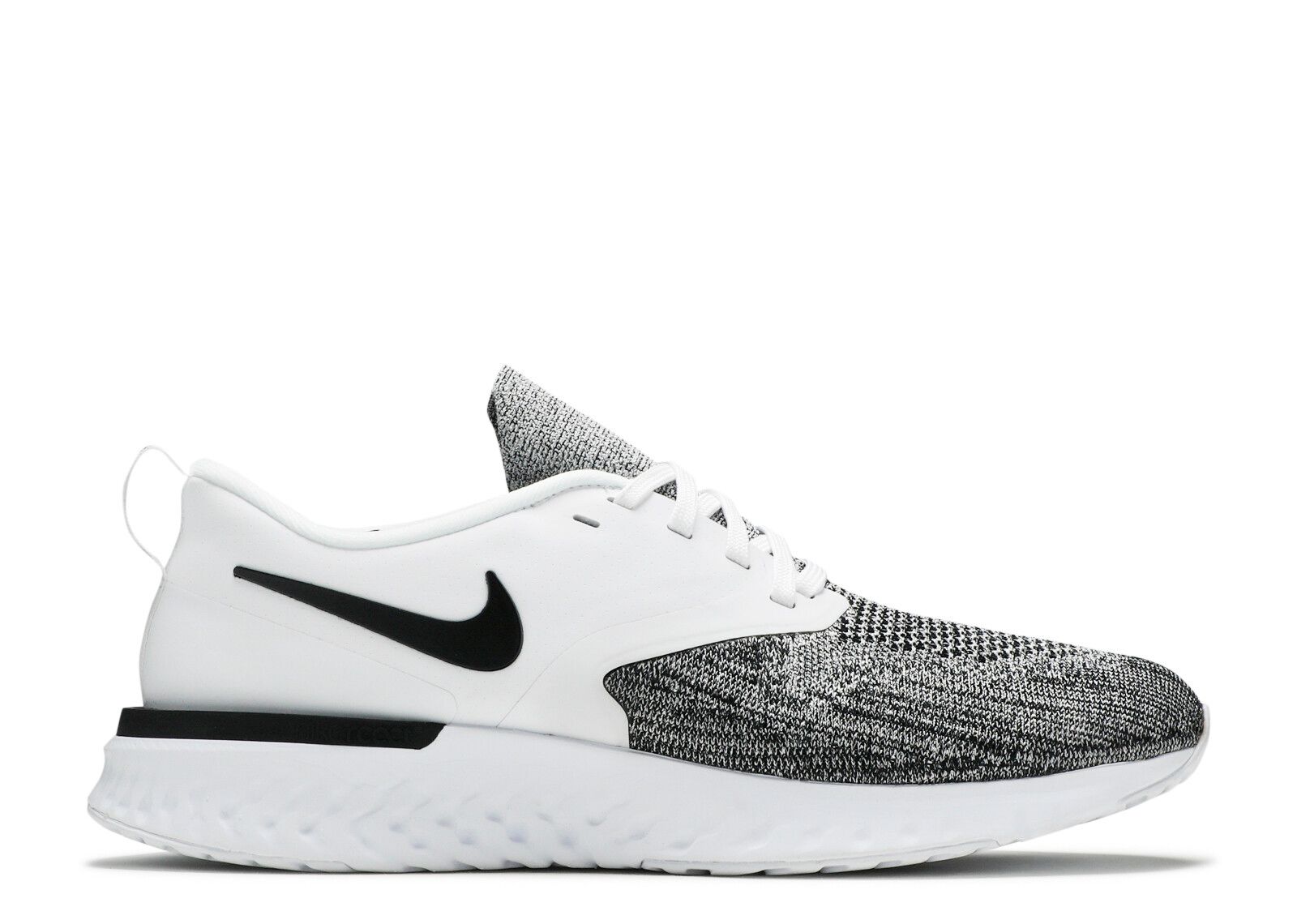 Nike odyssey react black and white best sale