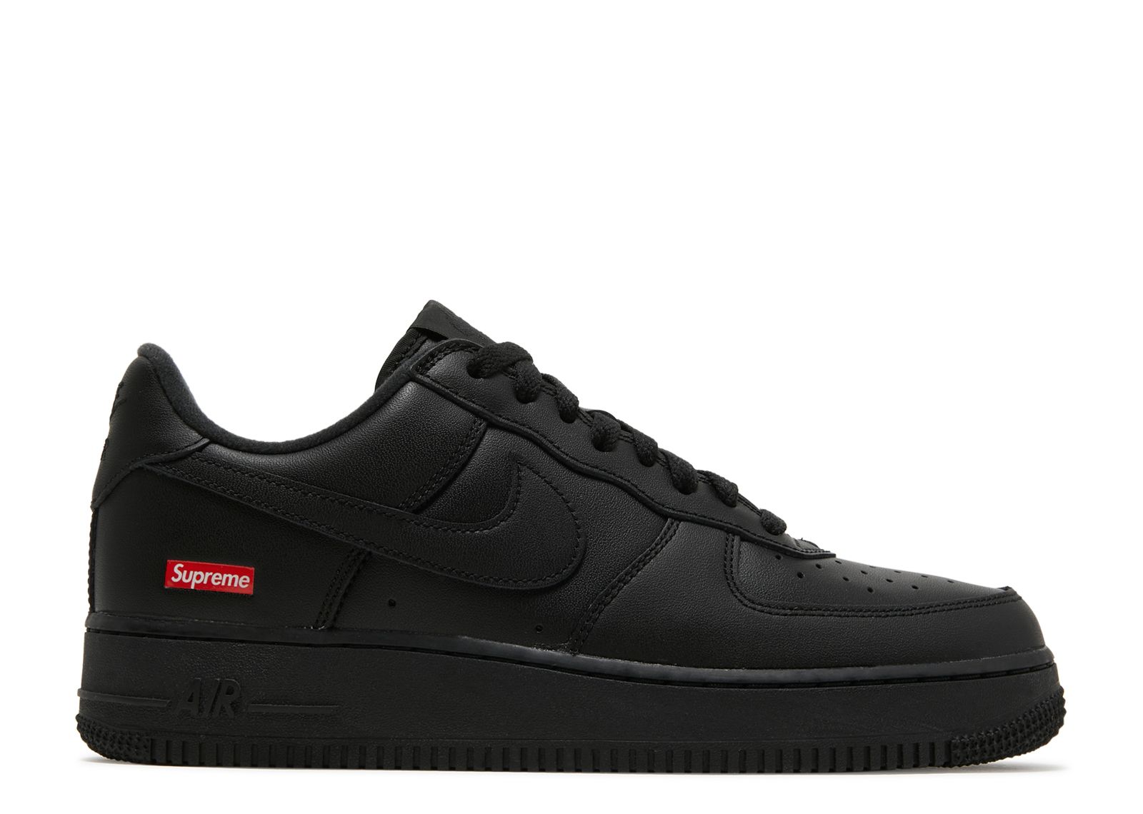 black supreme airforces