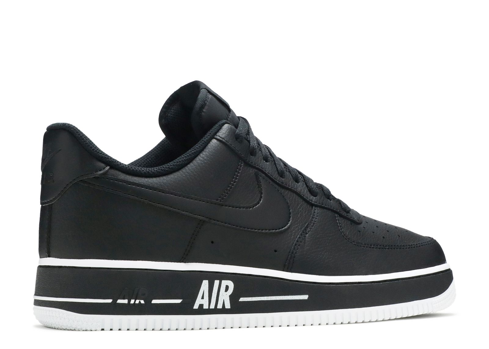 Bold nike best sale air force 1