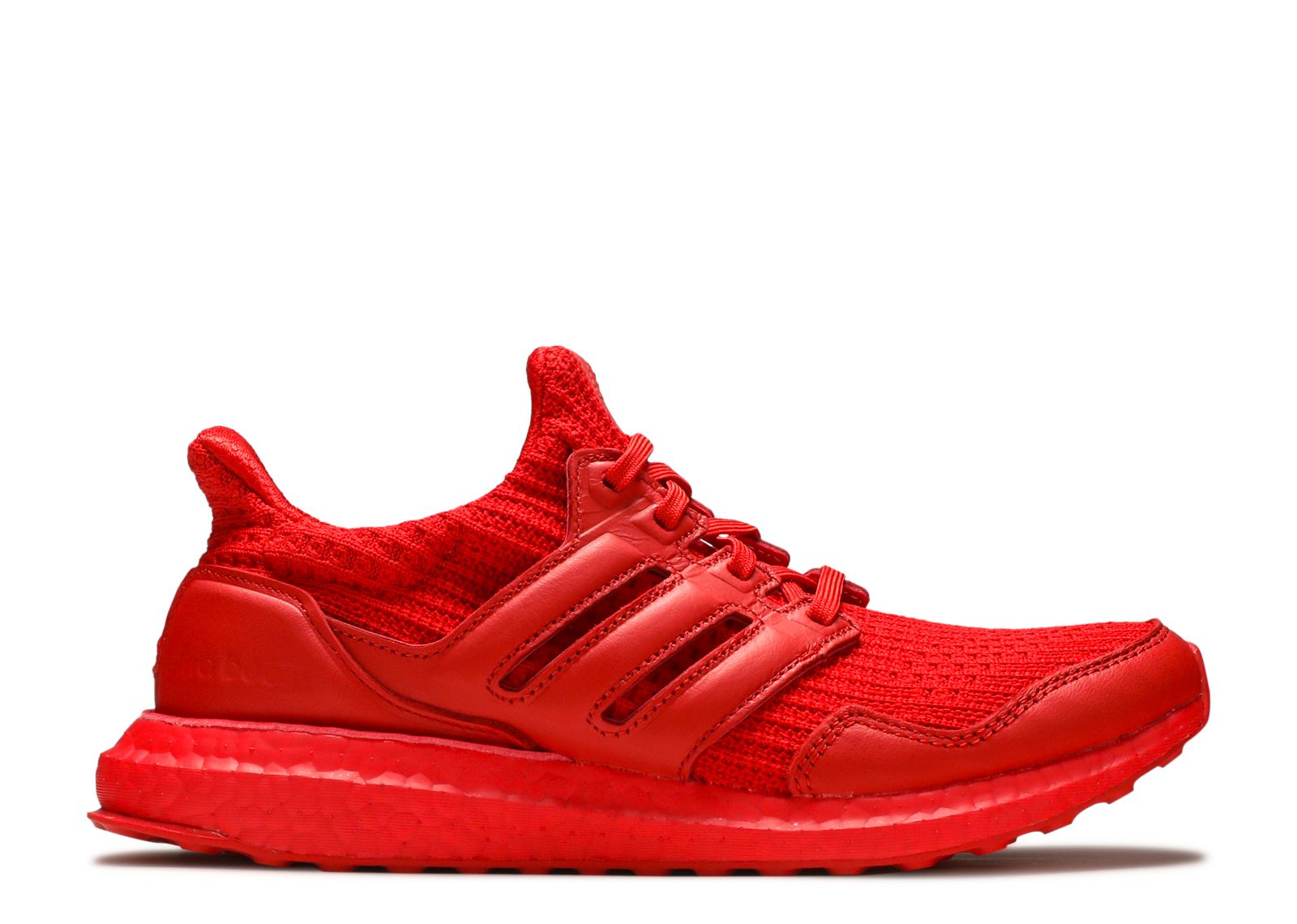 Adidas ultra clearance boost triple red