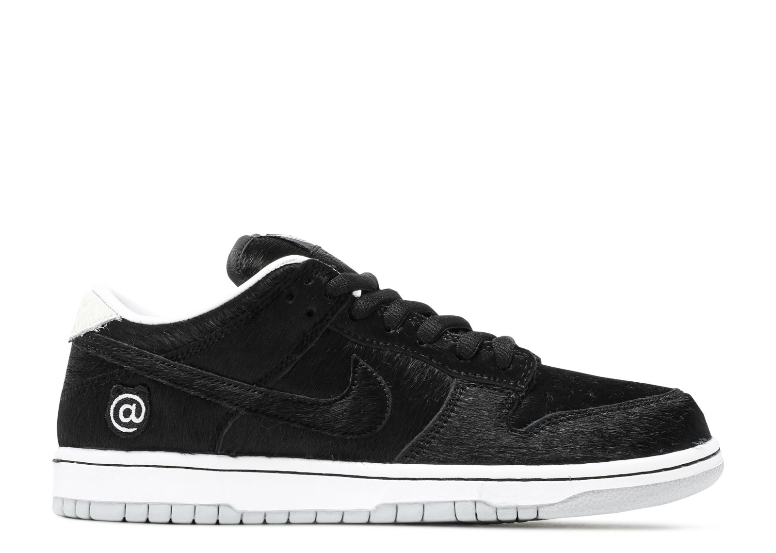 nike sb dunk medicom