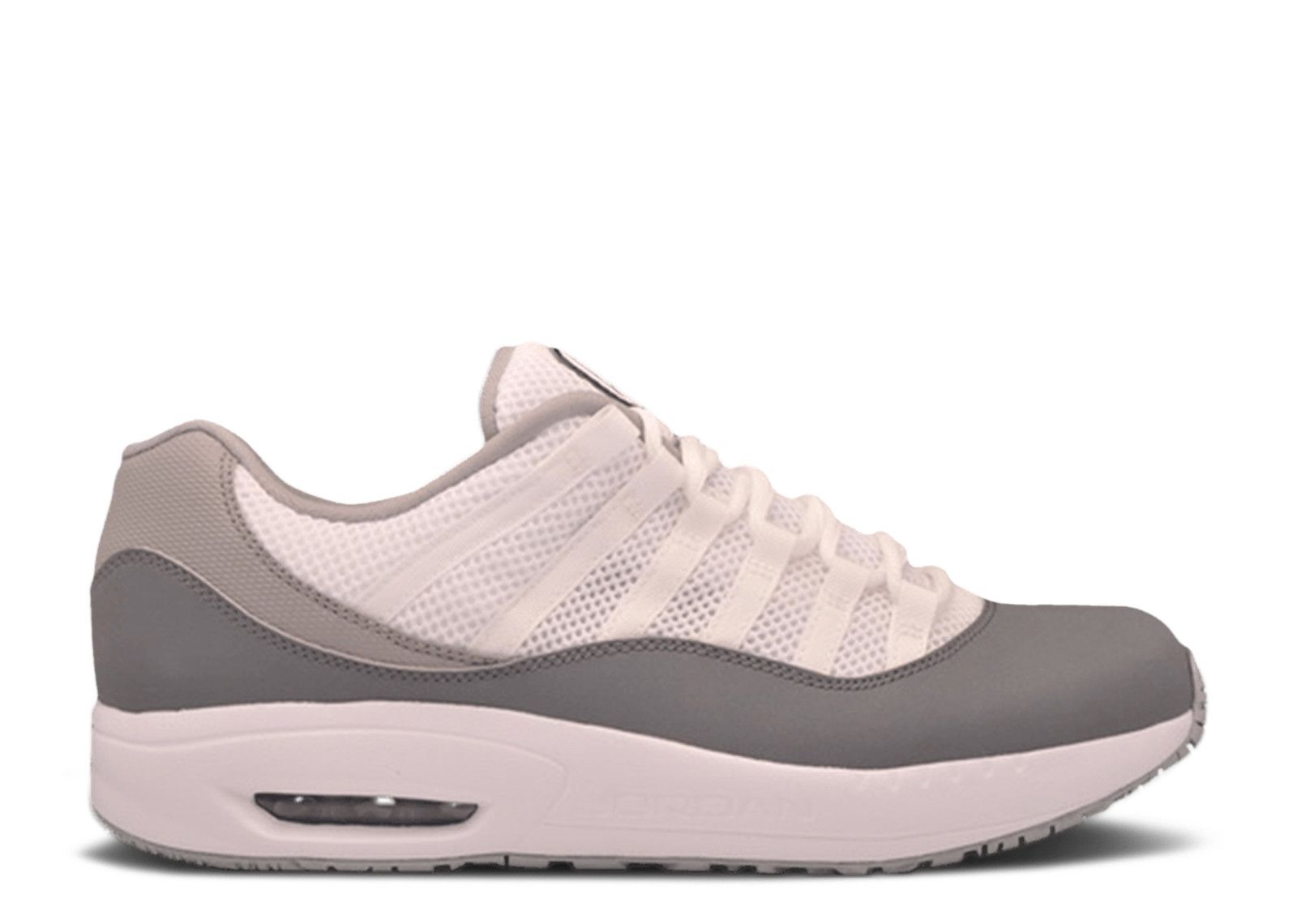 CMFT 11 Viz Air - Air Jordan - 444905 101 - white/black-cool  display picture 3