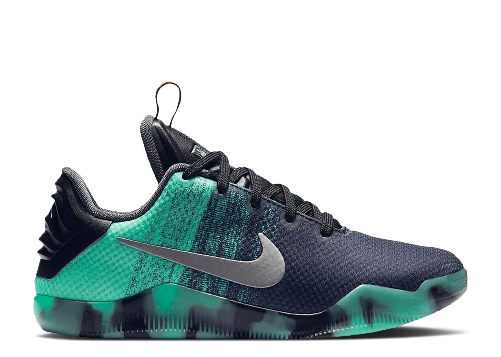 Nike Kobe 11 スニーカー | Flight Club Japan